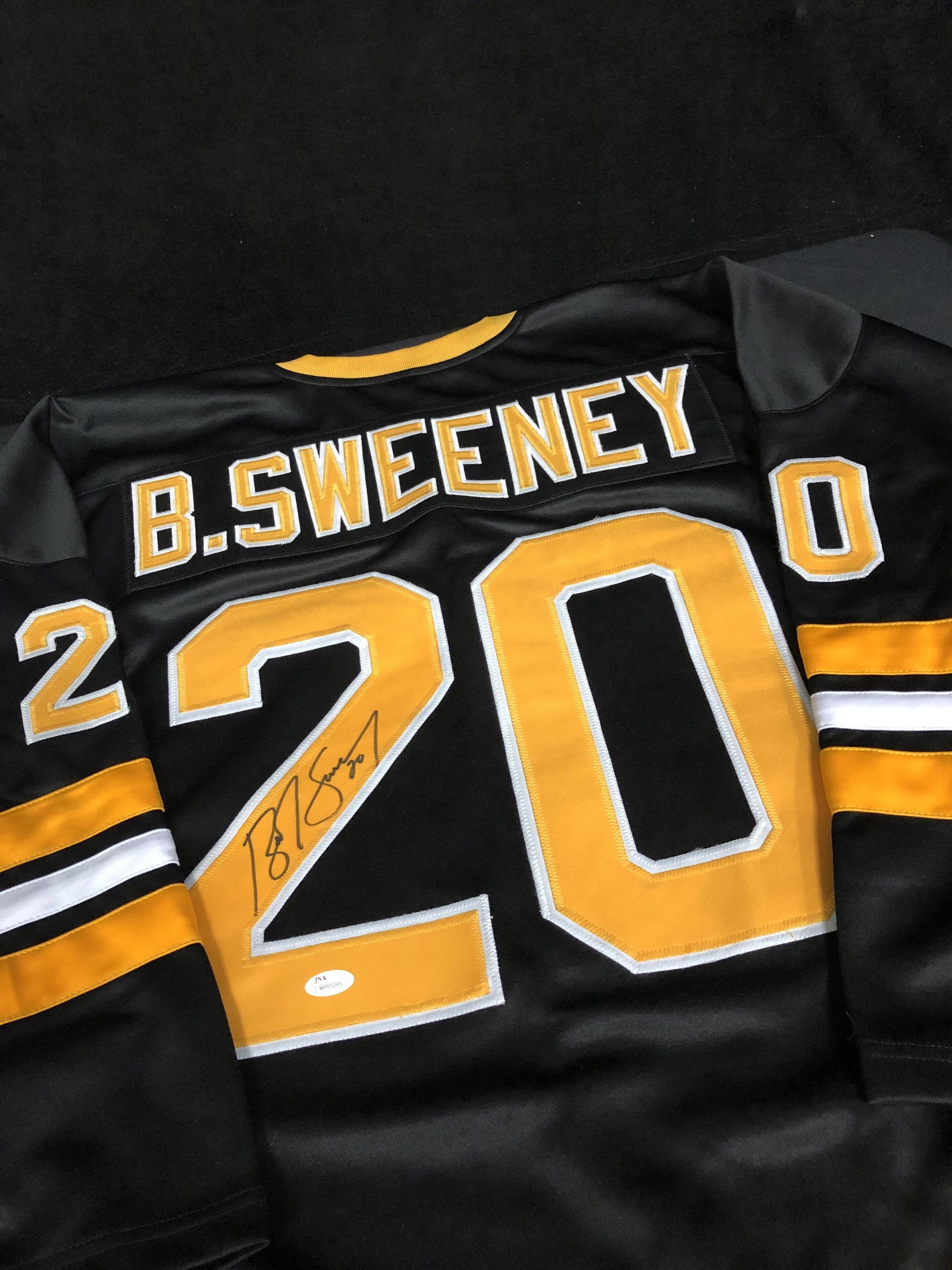BOB SWEENEY SIGNED BOSTON BRUINS JERSEY (JSA COA) (1 of 4)
