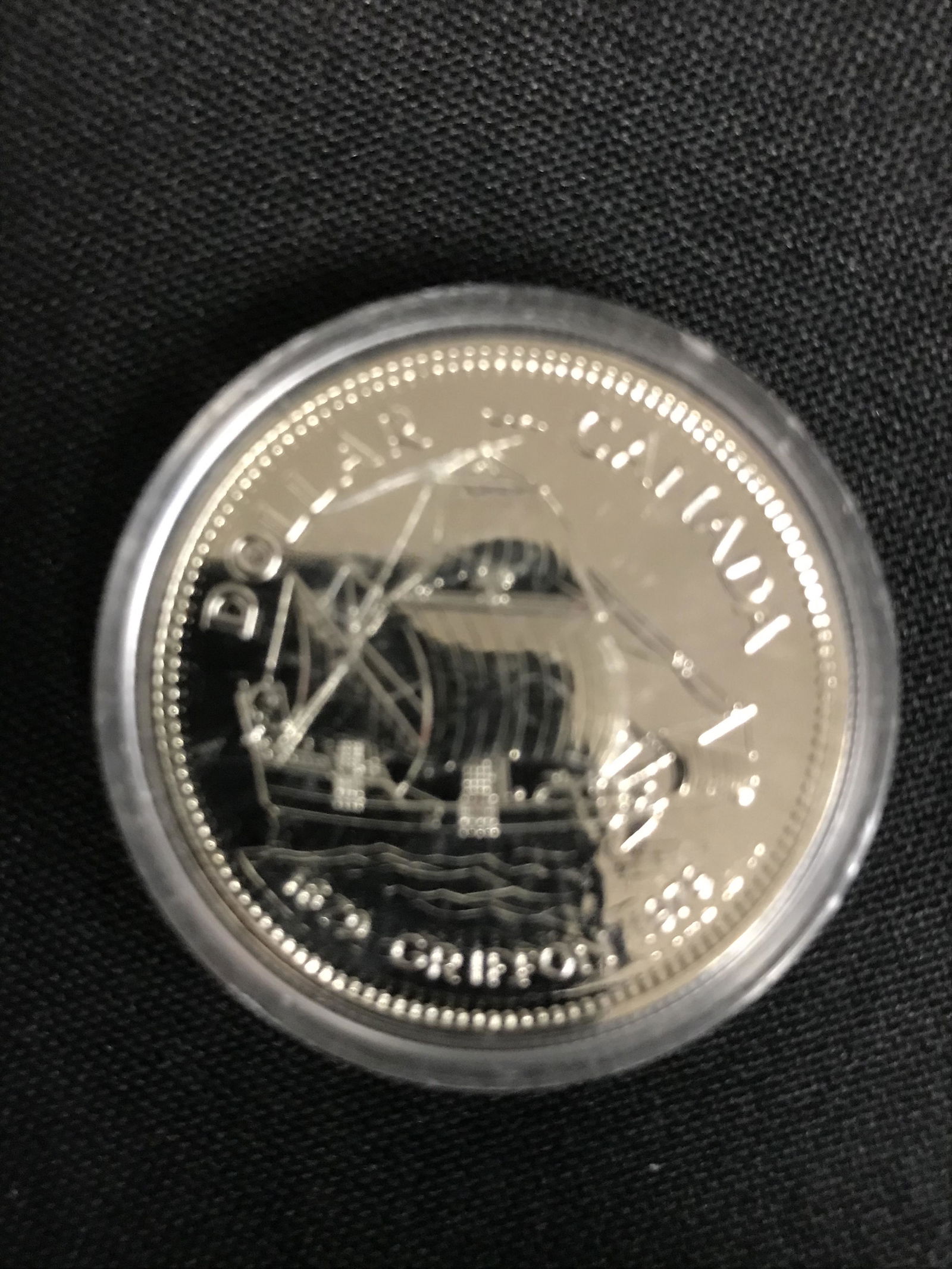 1979  CANADIAN SILVER DOLLAR {MADE OF SILVER NOT NICKEL (1 of 1)