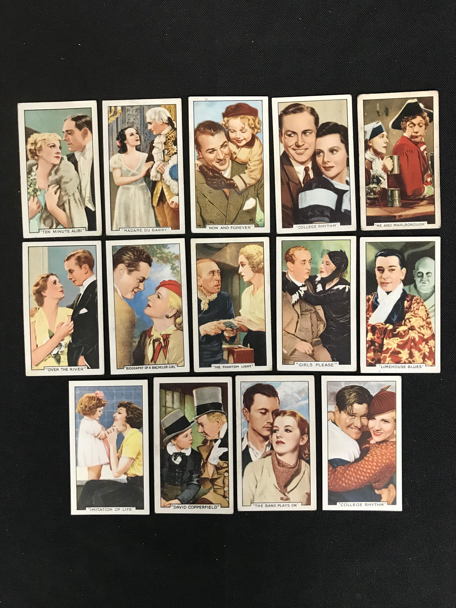 VINTAGE CIGARETTE CARD LOT (1 of 2)