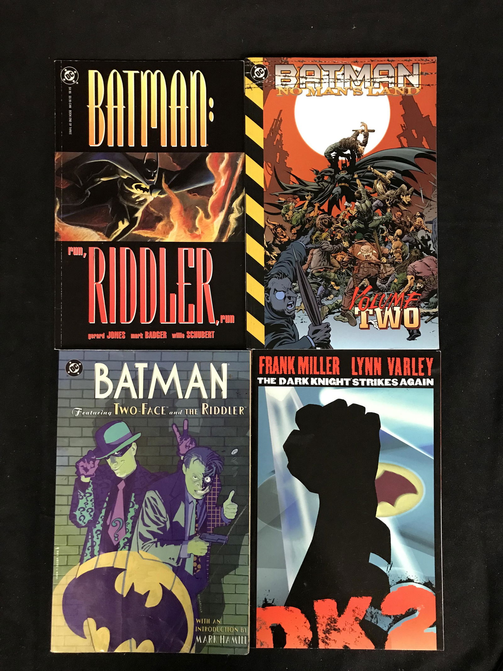 ASSORTED BATMAN BOOK LOT (DC COMICS) (1 of 1)