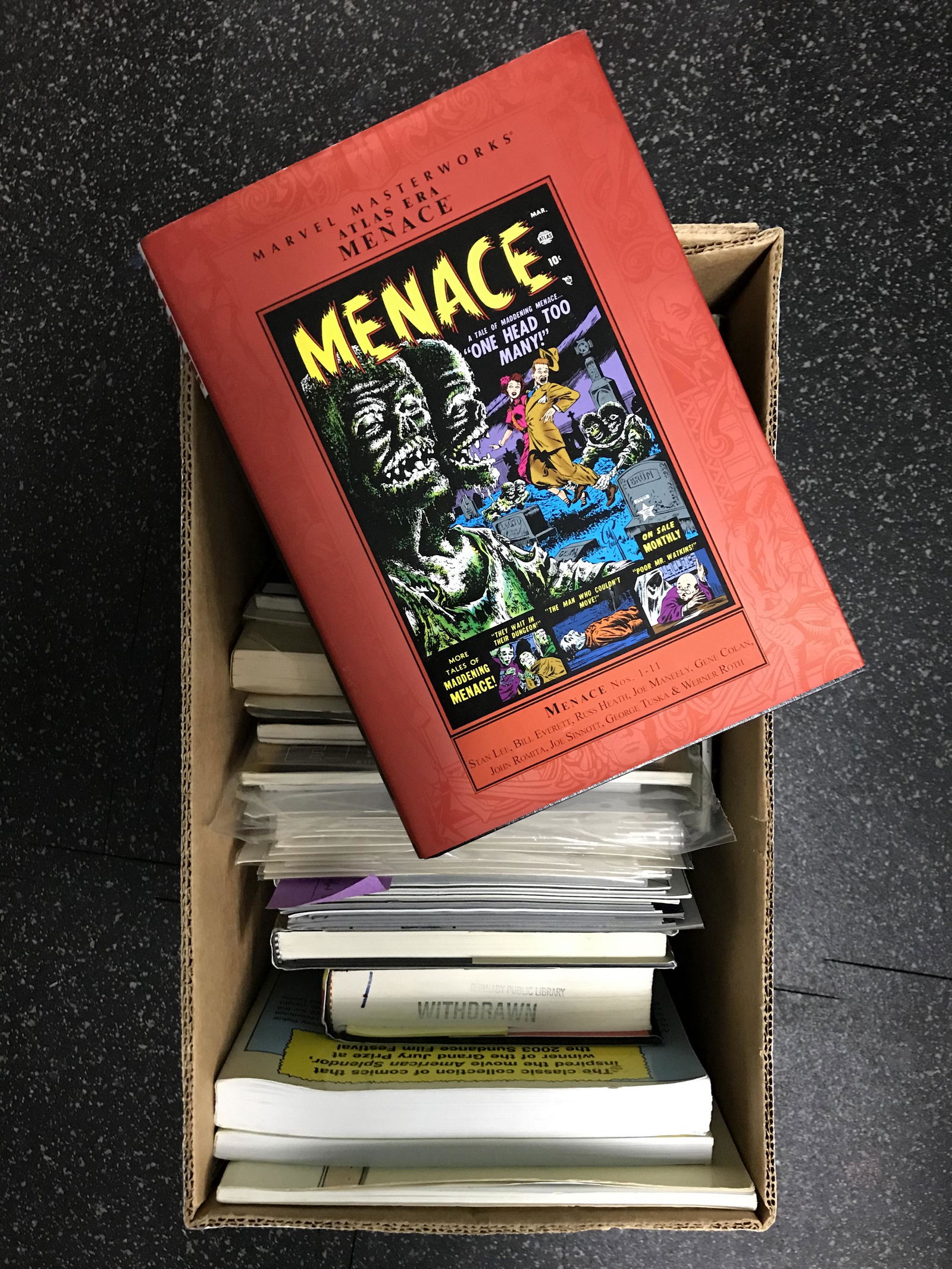 LARGE BOX OF ASSORTED COMICS (1 of 1)