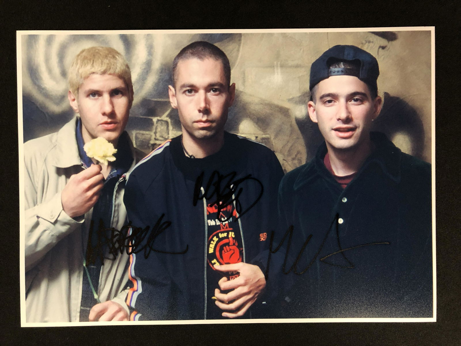 BEASTIE BOYS BAND SIGNED 8X110 PHOTO (RA COA) (1 of 2)