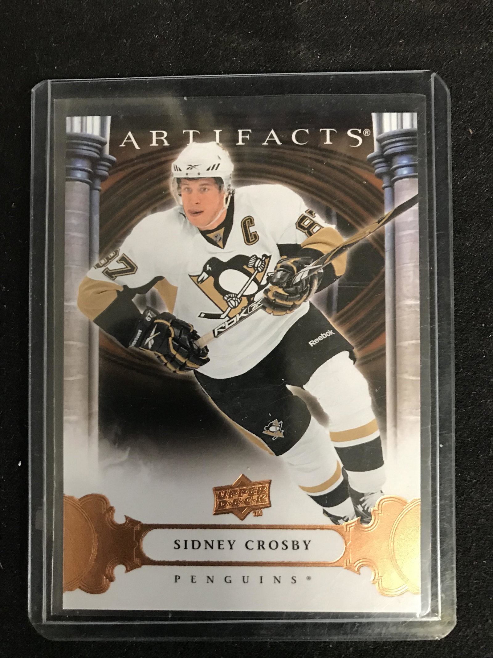 2009-10 Upper Deck Artifacts #60 SIDNEY CROSBY (1 of 2)