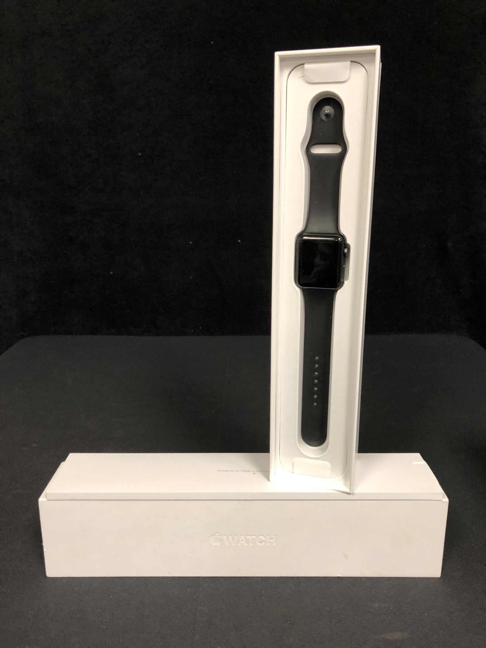 APPLE SMART WATCH w/ CASE (1 of 3)