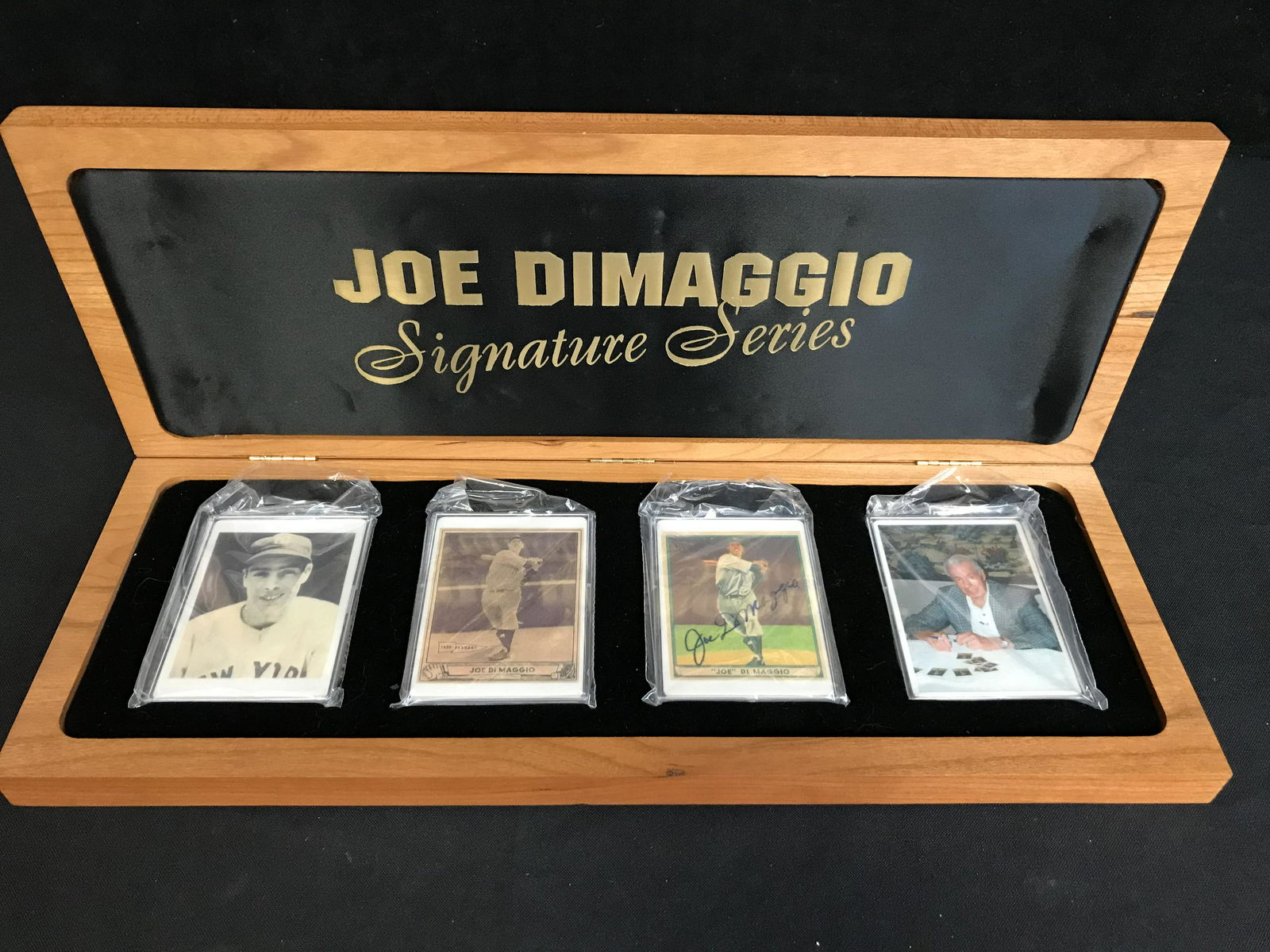 JOE DIMAGGIO SIGNED PORCELAIN BASEBALL CARD SET (1 of 4)