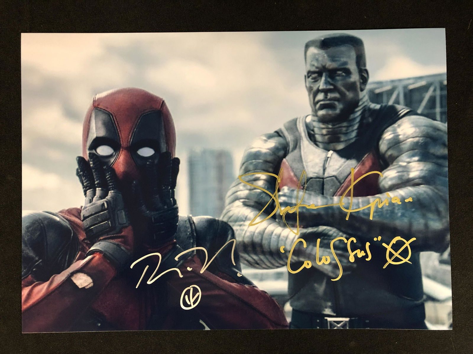 RYAN REYNOLDS AND STEFAN KAPICIC SIGNED DEADPOOL 8 X 10 (1 of 3)
