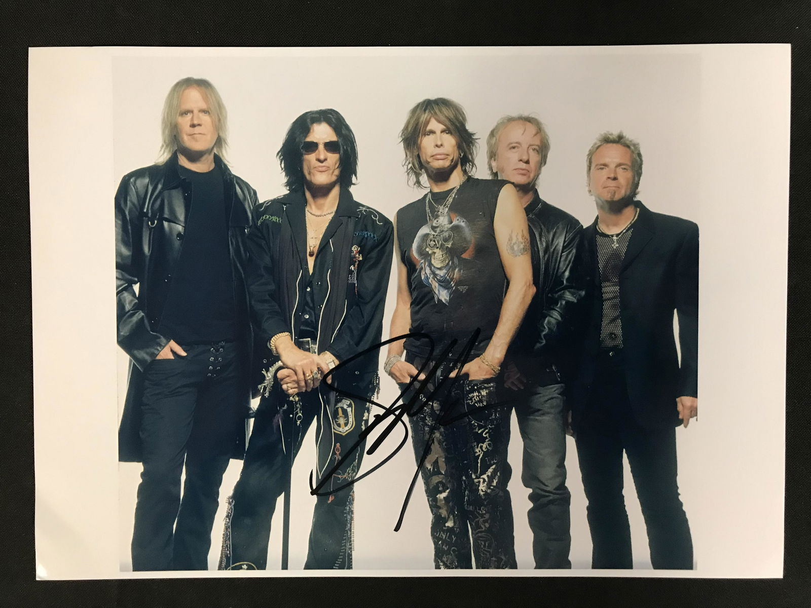 STEVEN TYLER SIGNED 8X10 PHOTO (RA COA) (1 of 3)