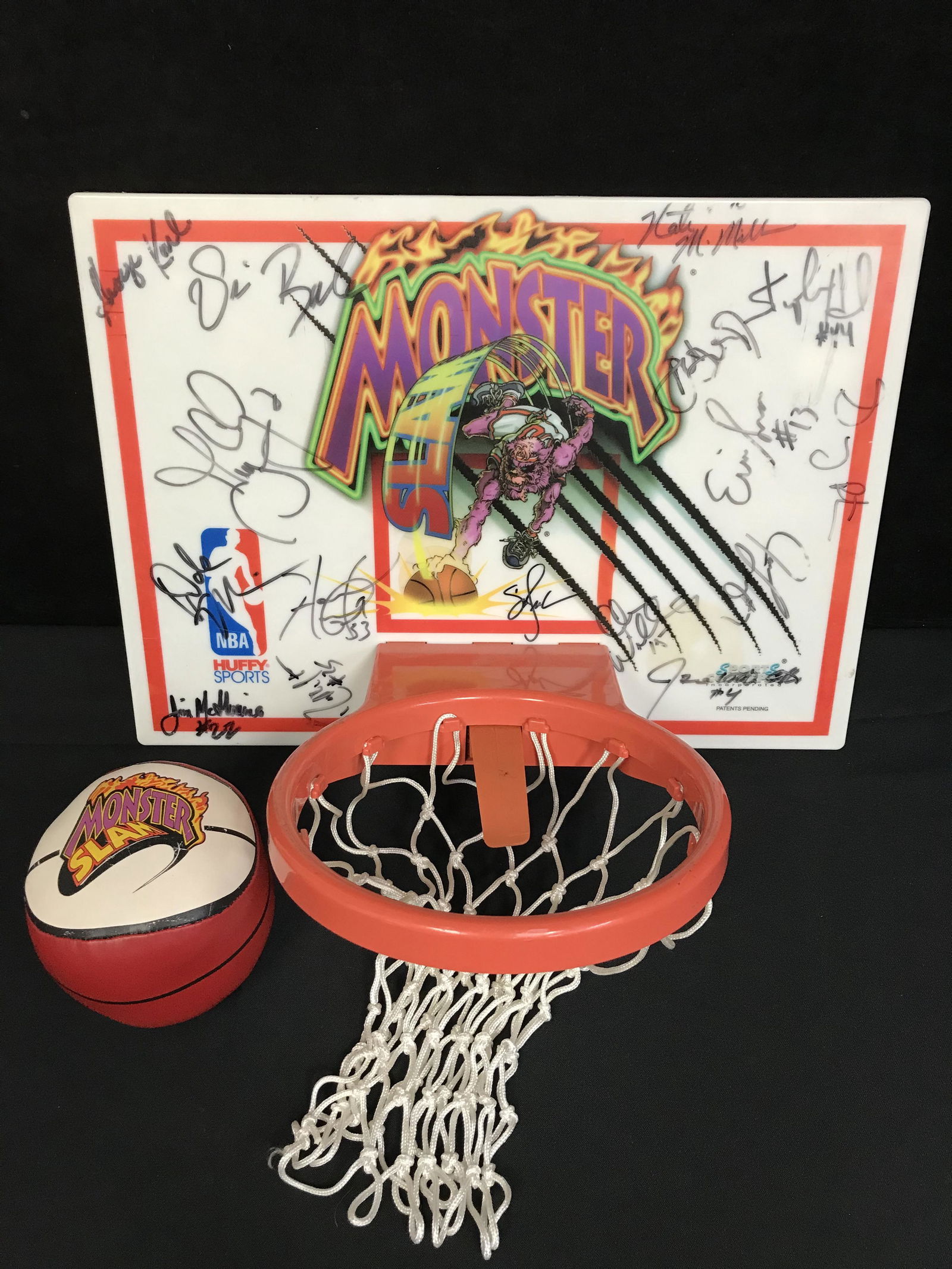 SEATTLE SUPERSONICS TEAM SIGNED MONSTER SLAM MINI HOOP (INCLUDING GARY PAYTON) (1 of 3)