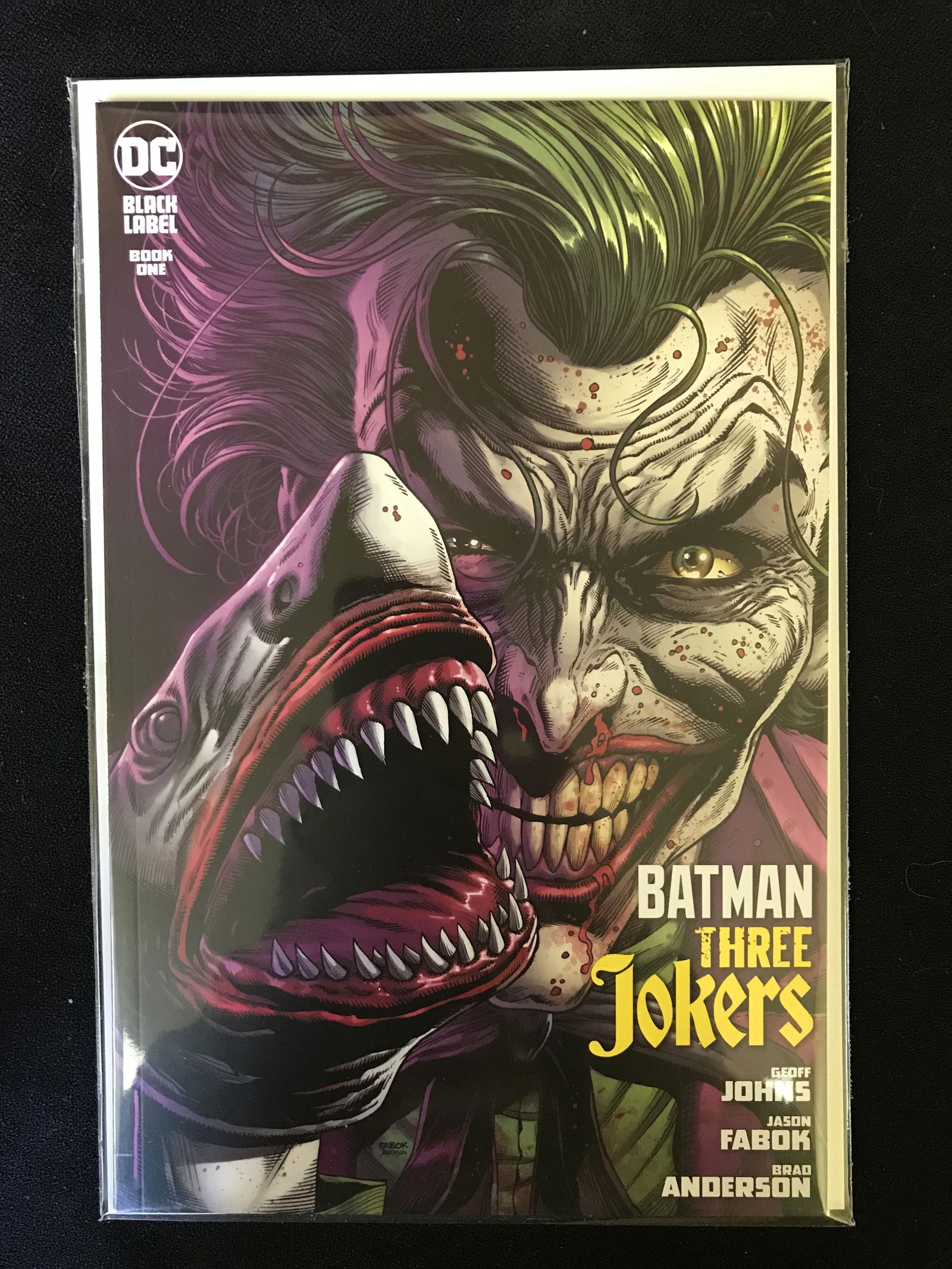 BATMAN Three Jokers BOOK ONE (DC COMICS) (1 of 1)