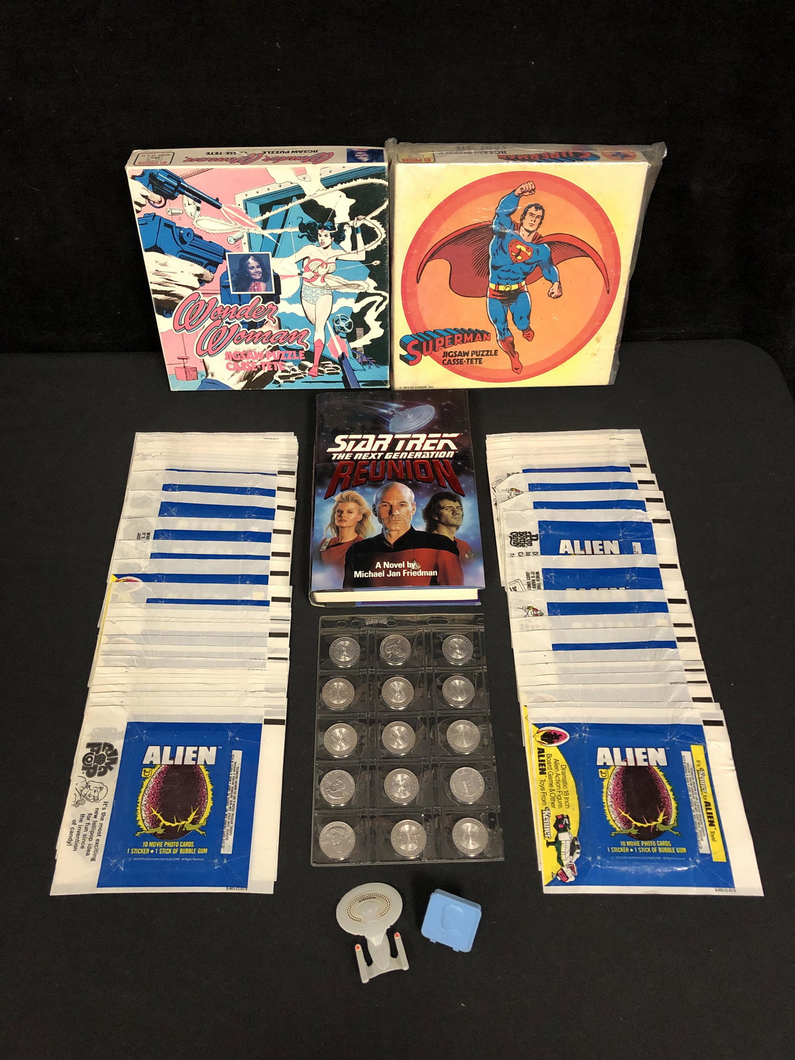 VINATGE STAR TREK ALIENS AND MARVEL COLLECTIBLES LOT (1 of 1)