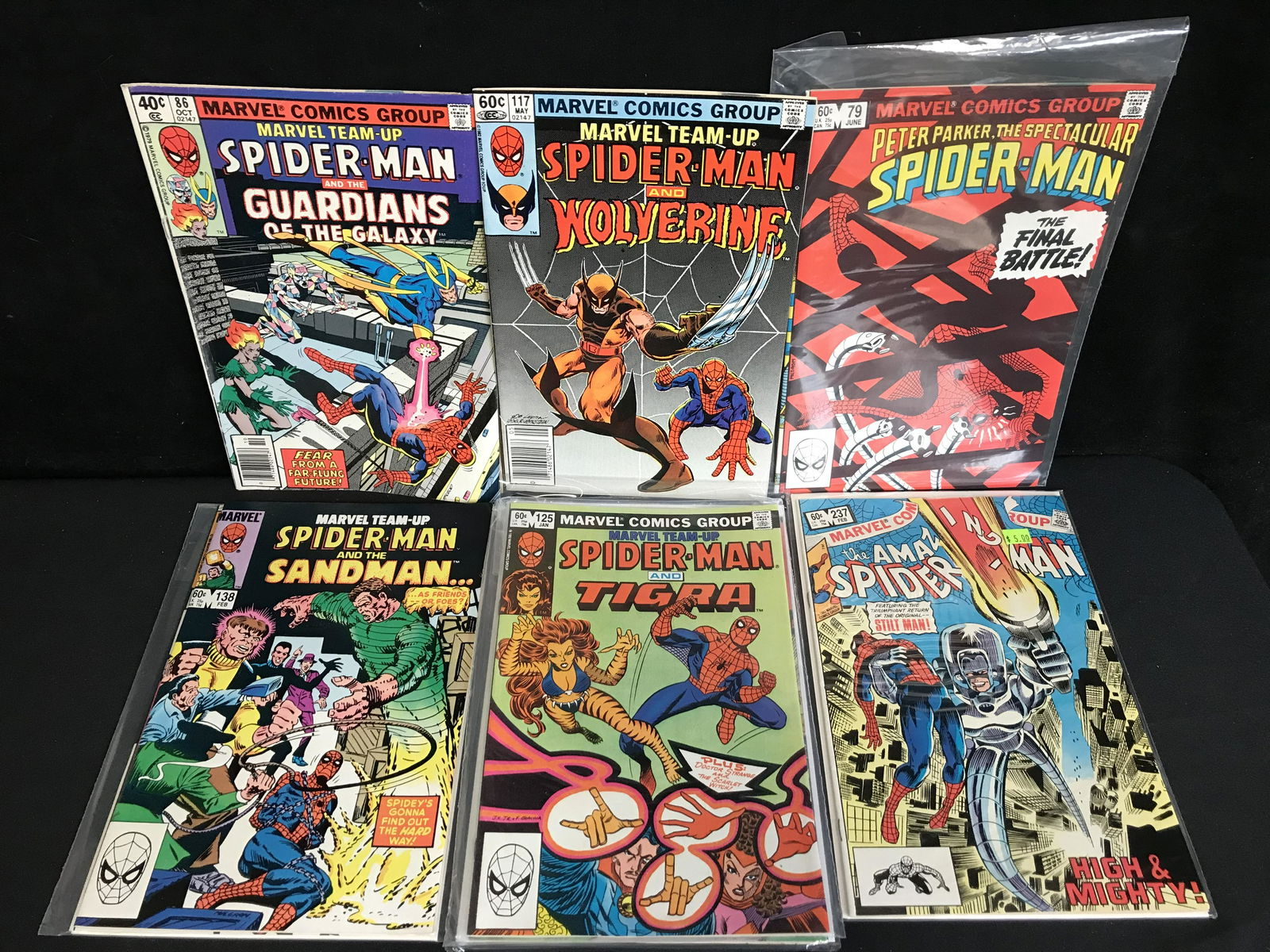 MARVEL TEAM-UP COMIC BOOK LOT (1 of 1)
