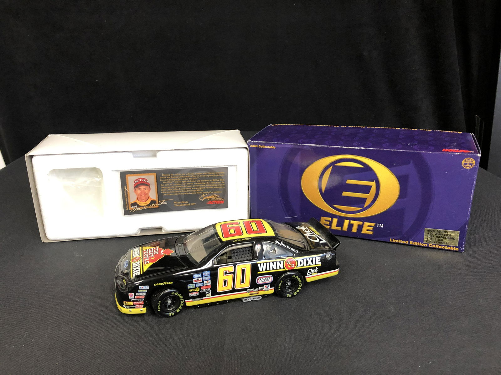 LTD EDITION MARK MARTIN ELITE WINN DIXIE THUNDERBIRD 1/3500 (1 of 3)