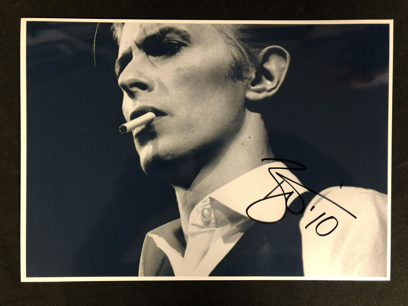 DAVID BOWIE SIGNED 8 X 10 (RA COA) (1 of 3)