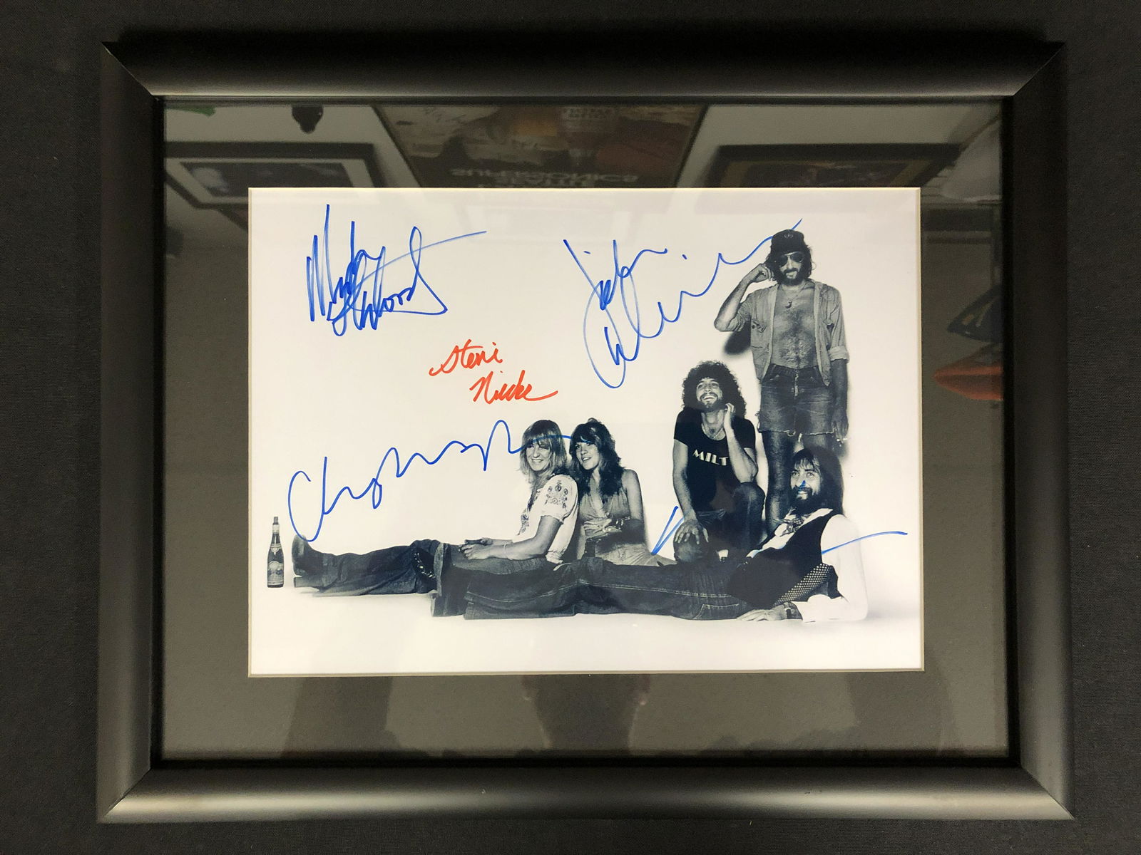 FLEETWOOD MAC STEVIE NICKS BAND SIGNED AND FRAMED 8 X 10 (RA COA) (1 of 3)