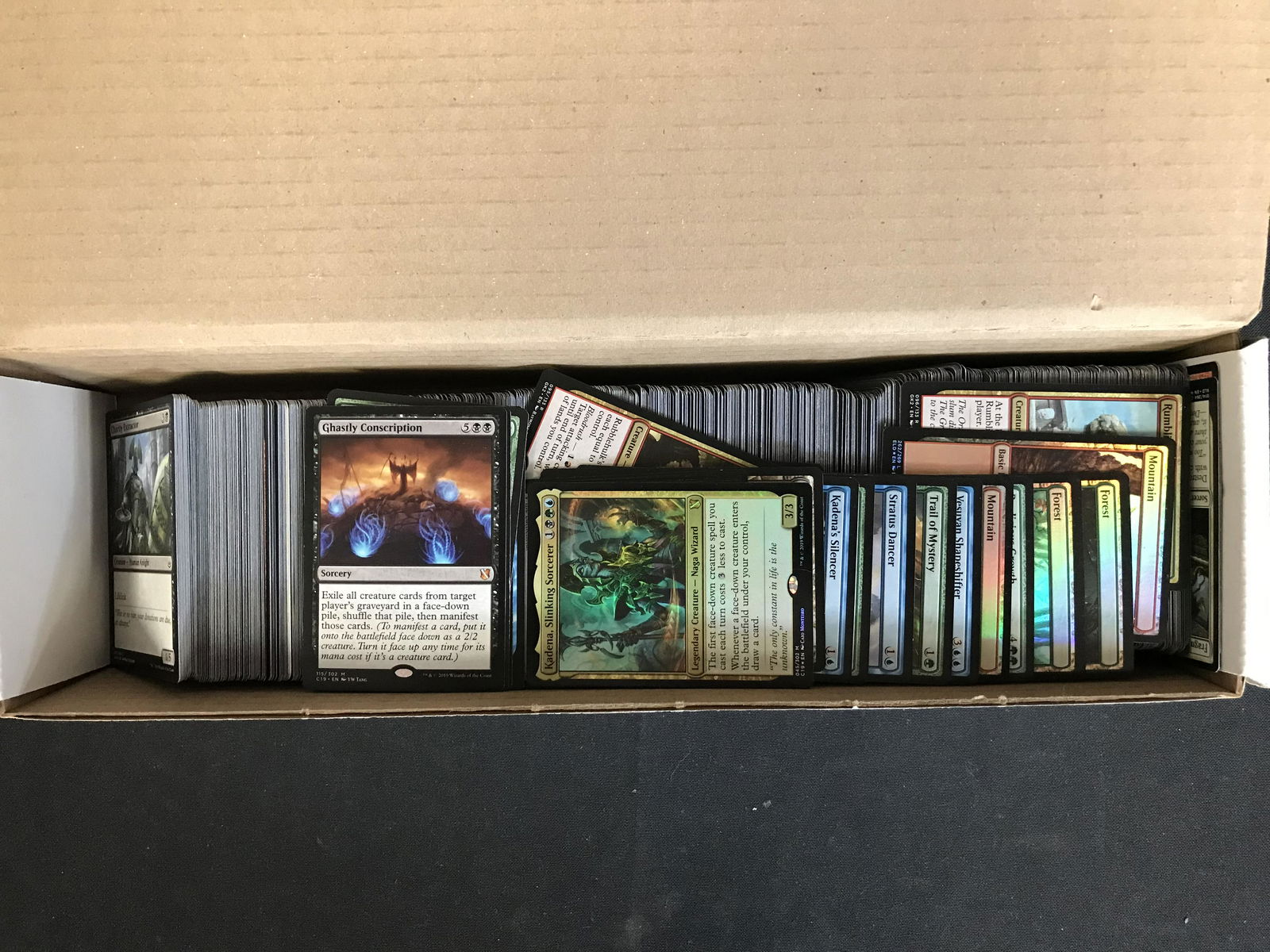 MAGIC THE GATHERING CARD LOT: MAGIC THE GATHERING CARD LOT