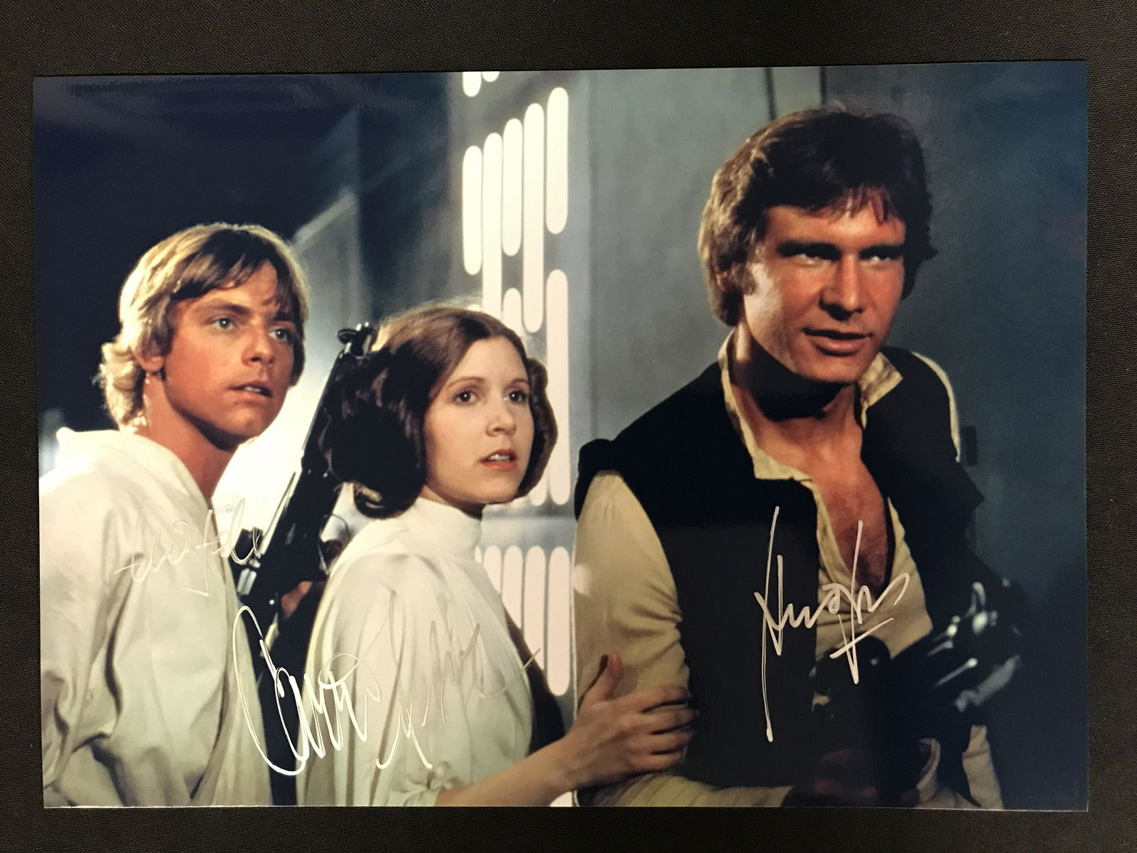 CARRIE FISHER AND HARRISON FORD SIGNED STAR WARS 8 X 10 (RA COA) (1 of 2)