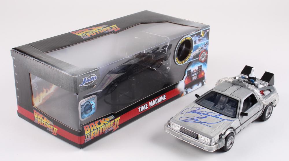 CHRISTOPHER LLOYD SIGNED BACK TO THE FUTURE DELOREAN (BECKETT COA) (1 of 6)