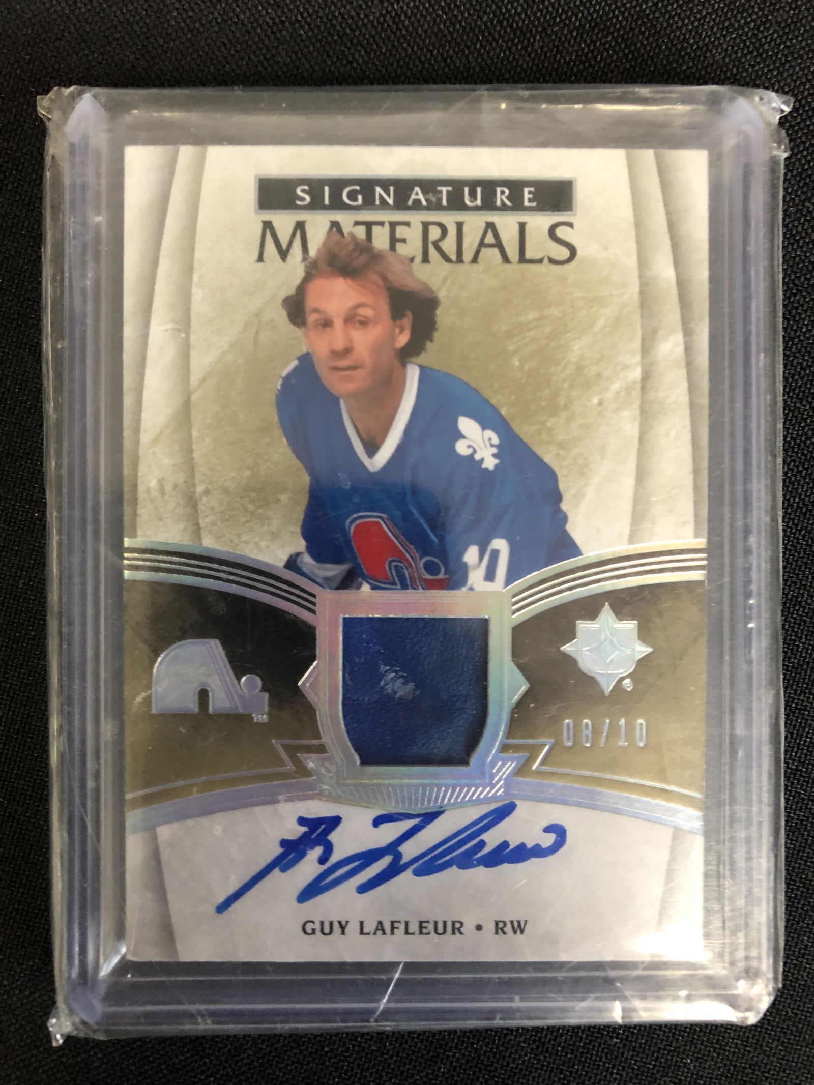 2018-19 UPPER DECK ULTIMATE GUY LAFLEUR SIGNATURE MATERIALS 8/10 (1 of 2)