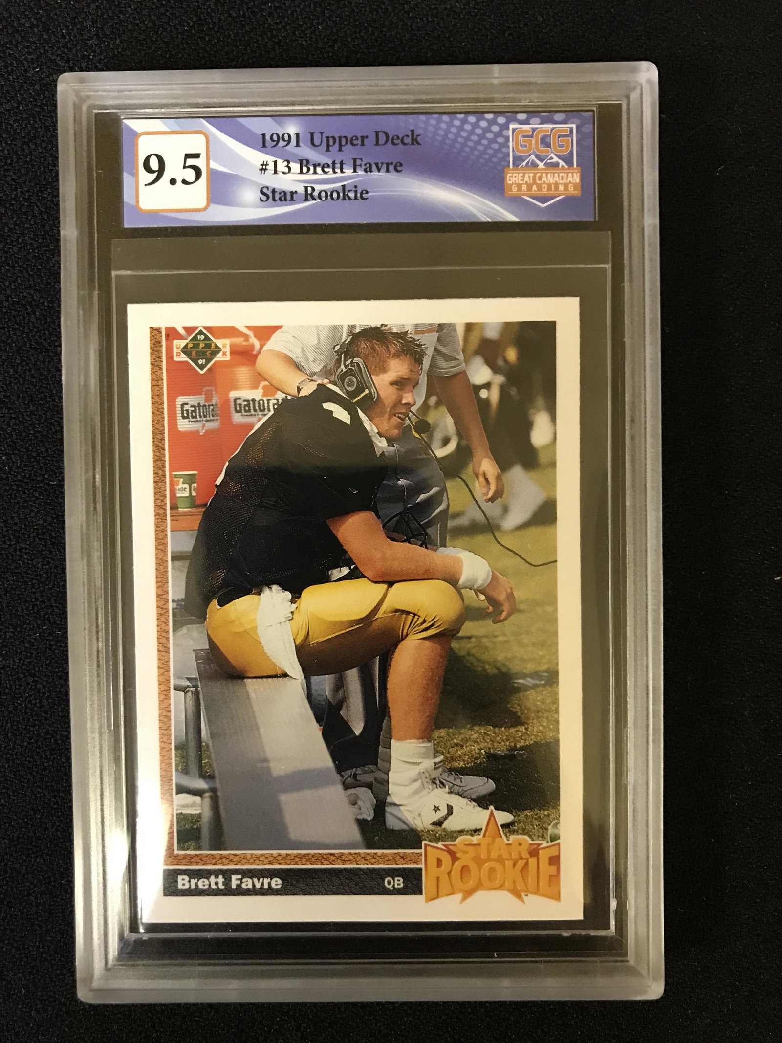 1991 UPPER DECK NO.13 BRETT FAVRE STAR ROOKIE (GCG 9.5): 1991 UPPER DECK NO.13 BRETT FAVRE STAR ROOKIE (GCG 9.5)