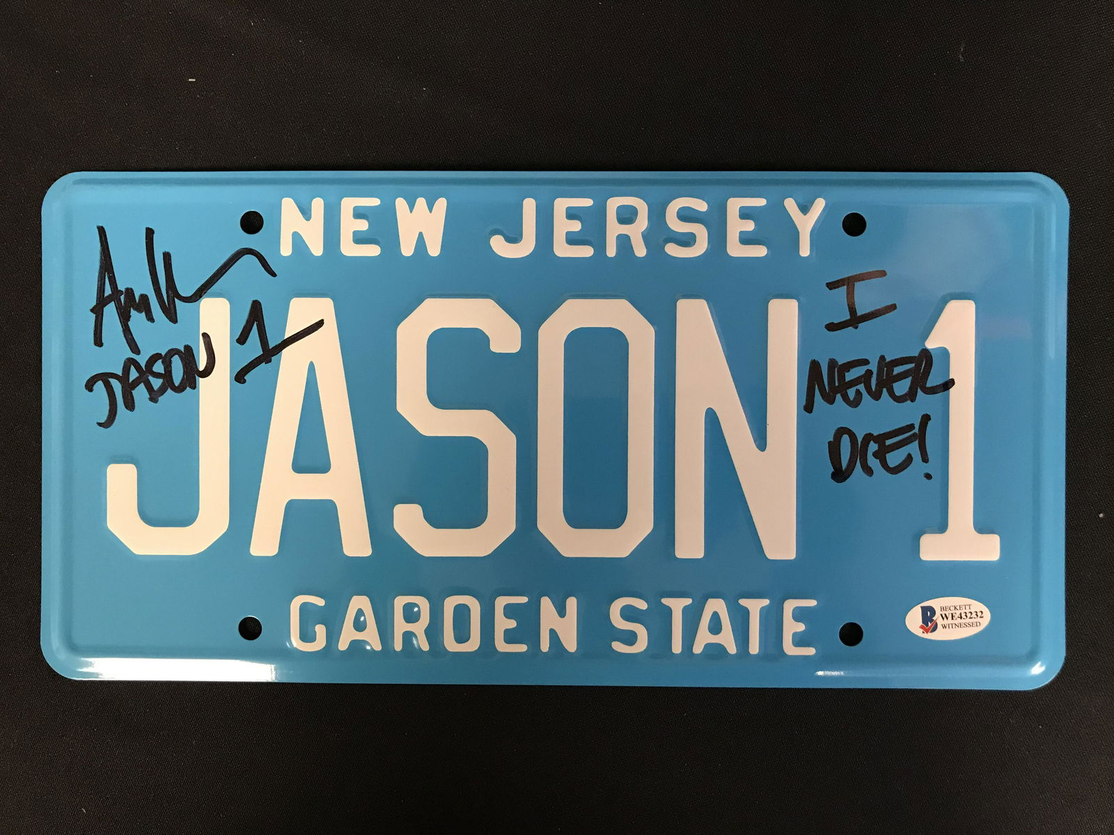 ARI LEHMAN SIGNED FRIDAY THE 13TH LICENSE PLATE (BECKETT COA) (1 of 3)