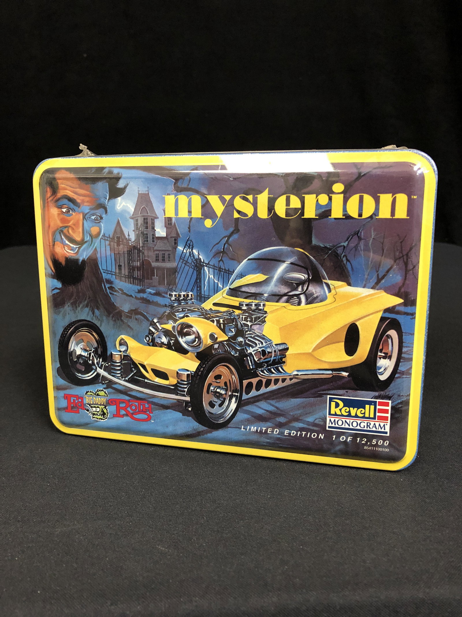 UNBUILT REVELL MYSTERION MODEL KIT SEALED: UNBUILT REVELL MYSTERION MODEL KIT SEALED