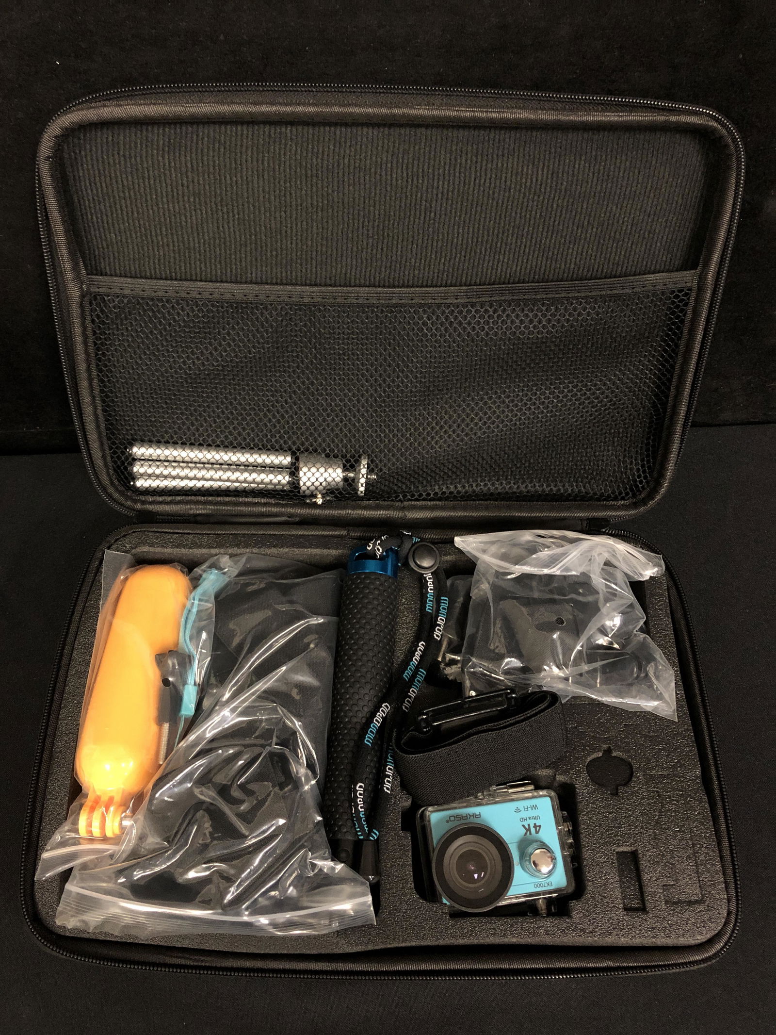 GO PRO CAMERA WITH ACCESSORIES AND CASE (1 of 2)