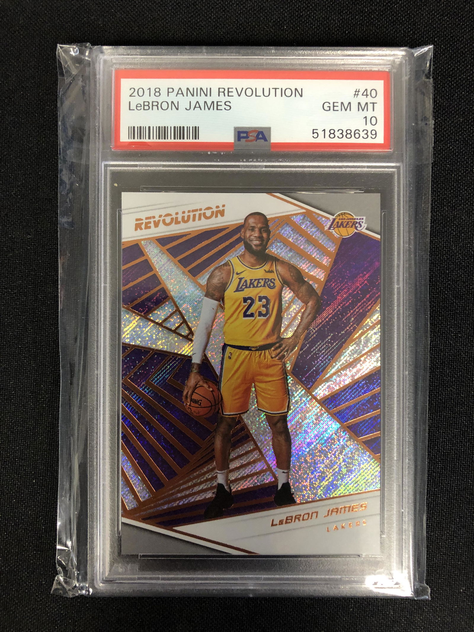 2018 PANINI REVOLUTION NO.40 LEBRON JAMES (PSA 10) (1 of 2)