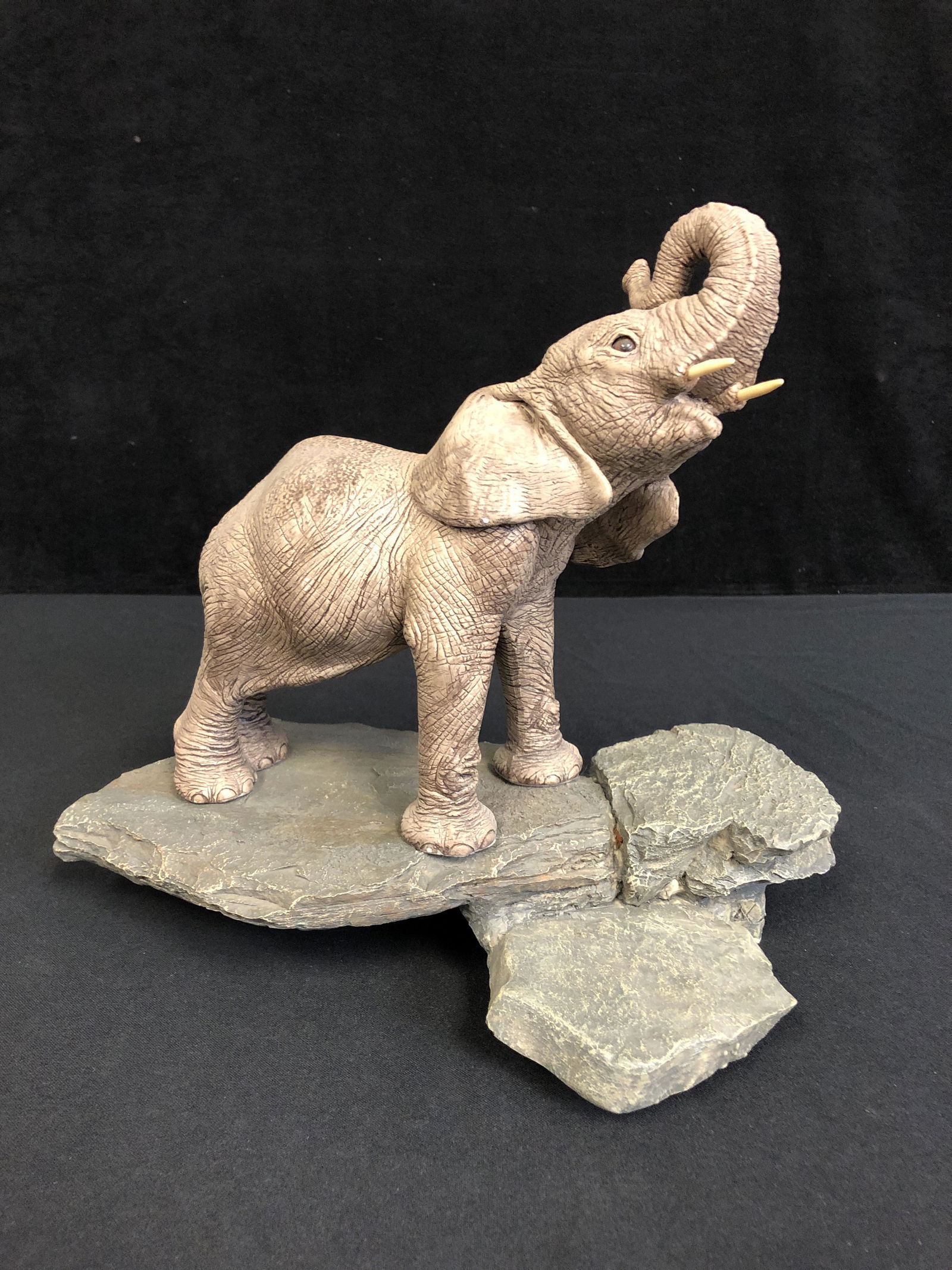 LTD. EDITION "THE HERD" BY MARTHA CAREY ELEPHANT SCULPTURE: LTD. EDITION "THE HERD" BY MARTHA CAREY ELEPHANT SCULPTURE