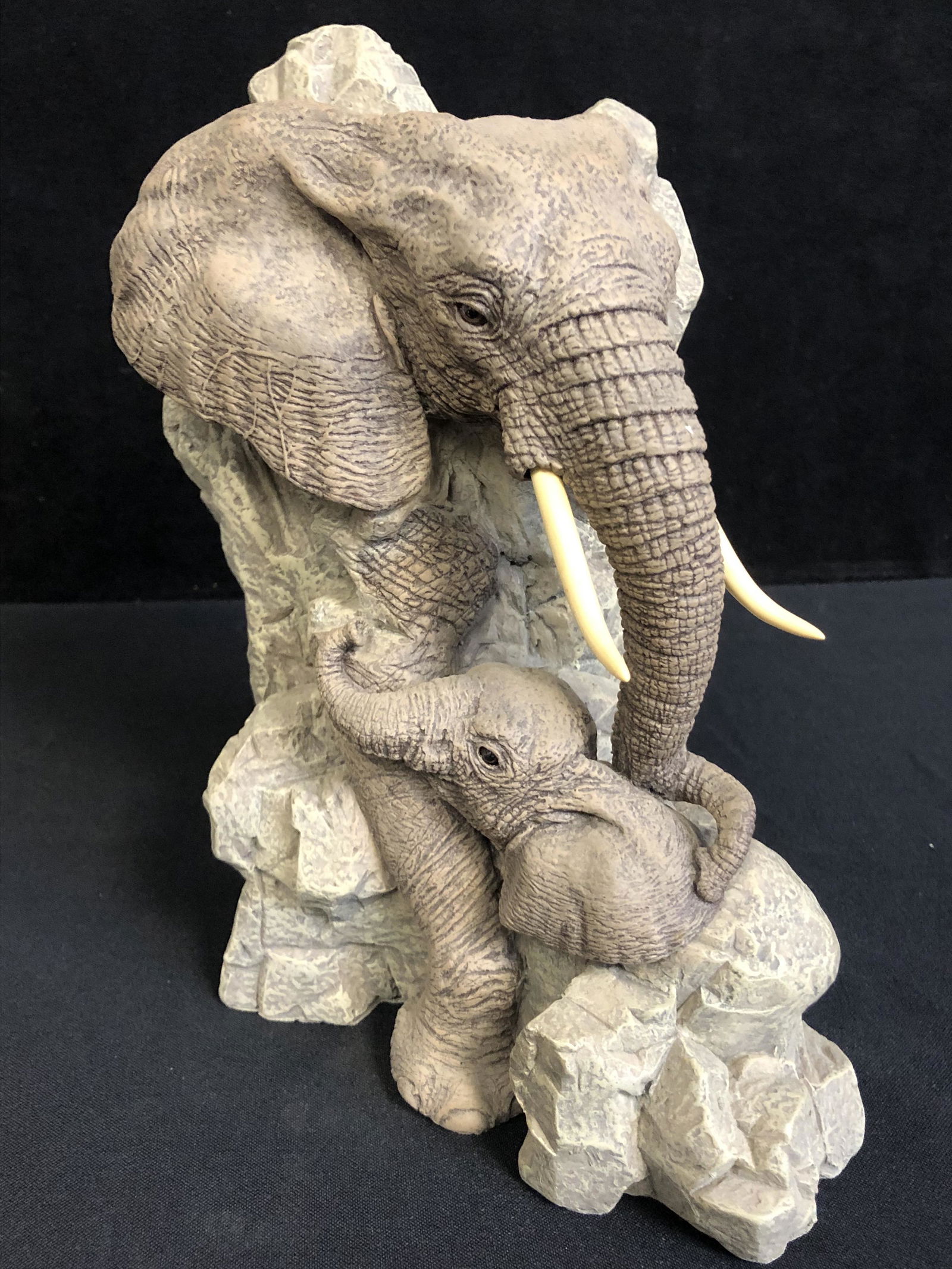 LTD. EDITION "THE HERD" BY MARTHA CAREY ELEPHANT SCULPTURE: LTD. EDITION "THE HERD" BY MARTHA CAREY ELEPHANT SCULPTURE
