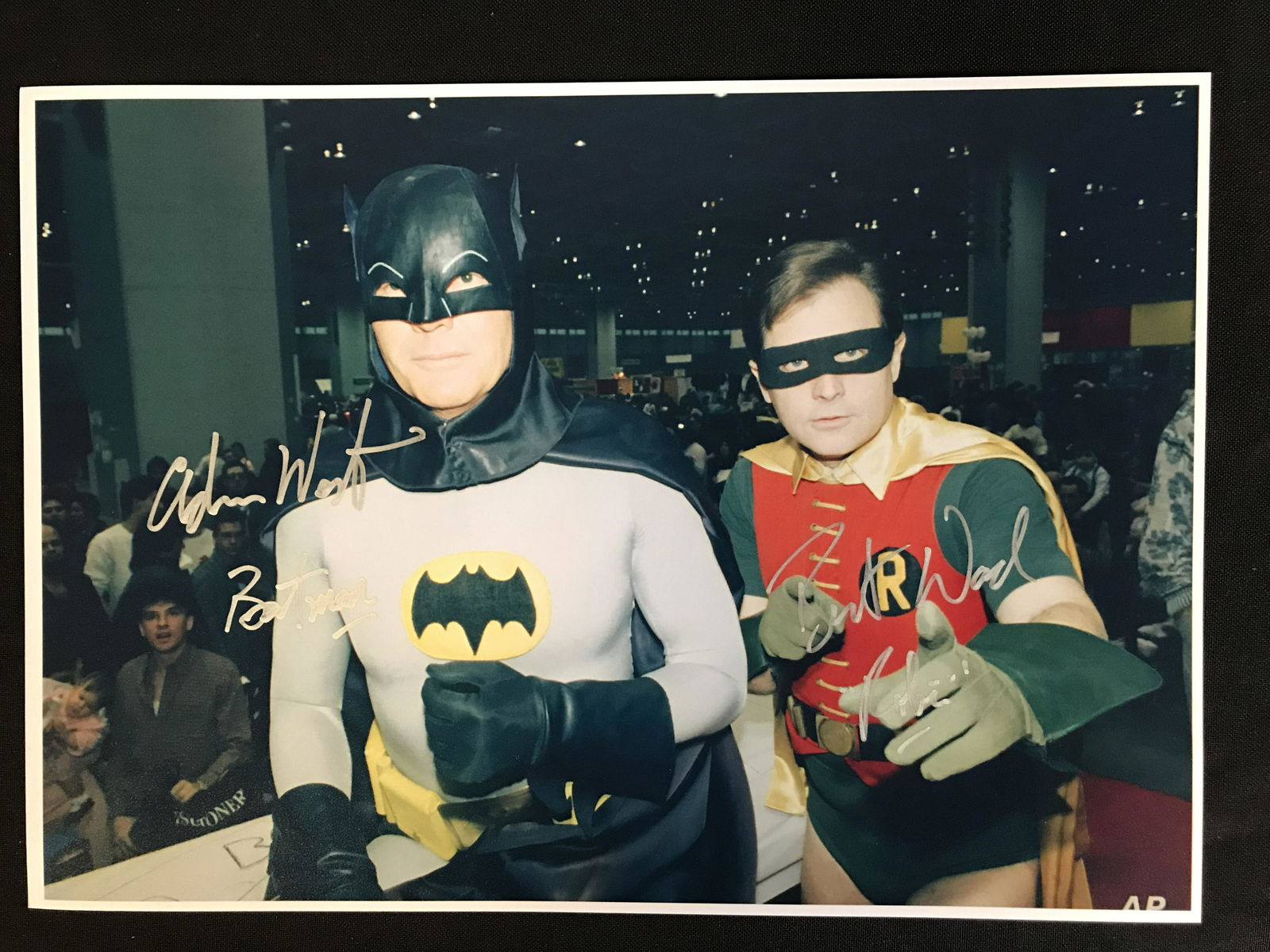 ADAM WEST AND BURT WARD SIGNED BATMAN AND ROBIN 8 X 10 (RA COA) (1 of 2)