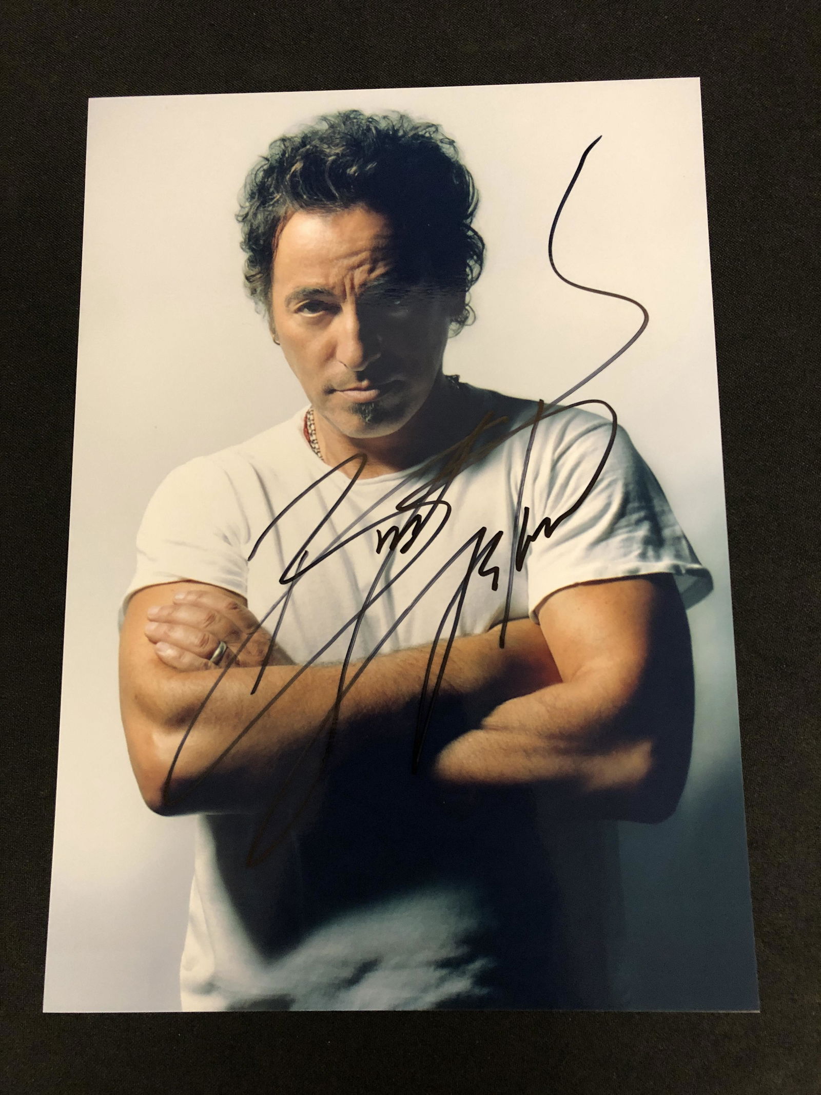 BRUCE SPRINGSTEIN SIGNED 8 X 10 (RA COA) (1 of 2)