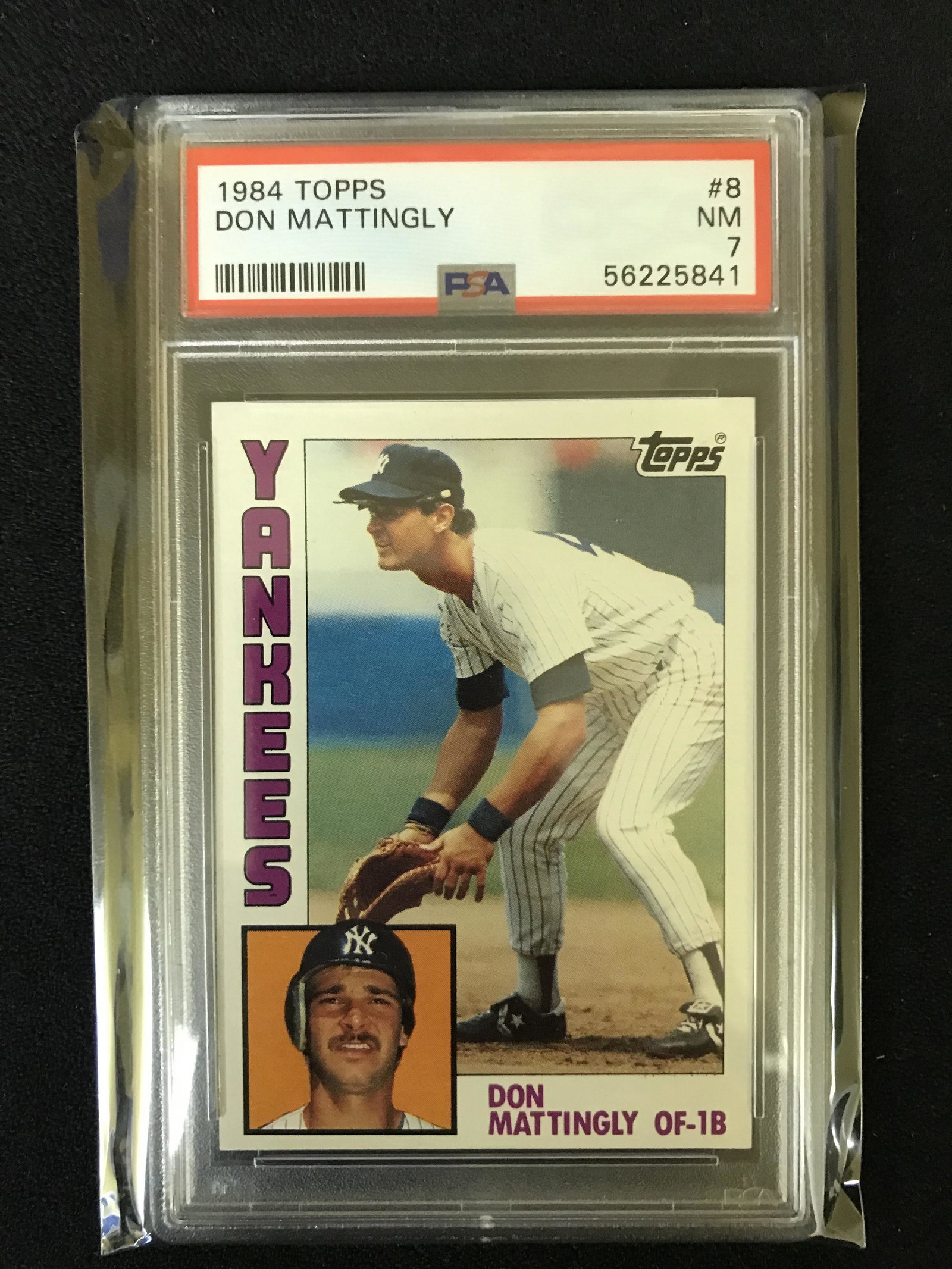 1984 TOPPS NO.8 DON MATTINGLY (PSA NM 7): 1984 TOPPS NO.8 DON MATTINGLY (PSA NM 7)