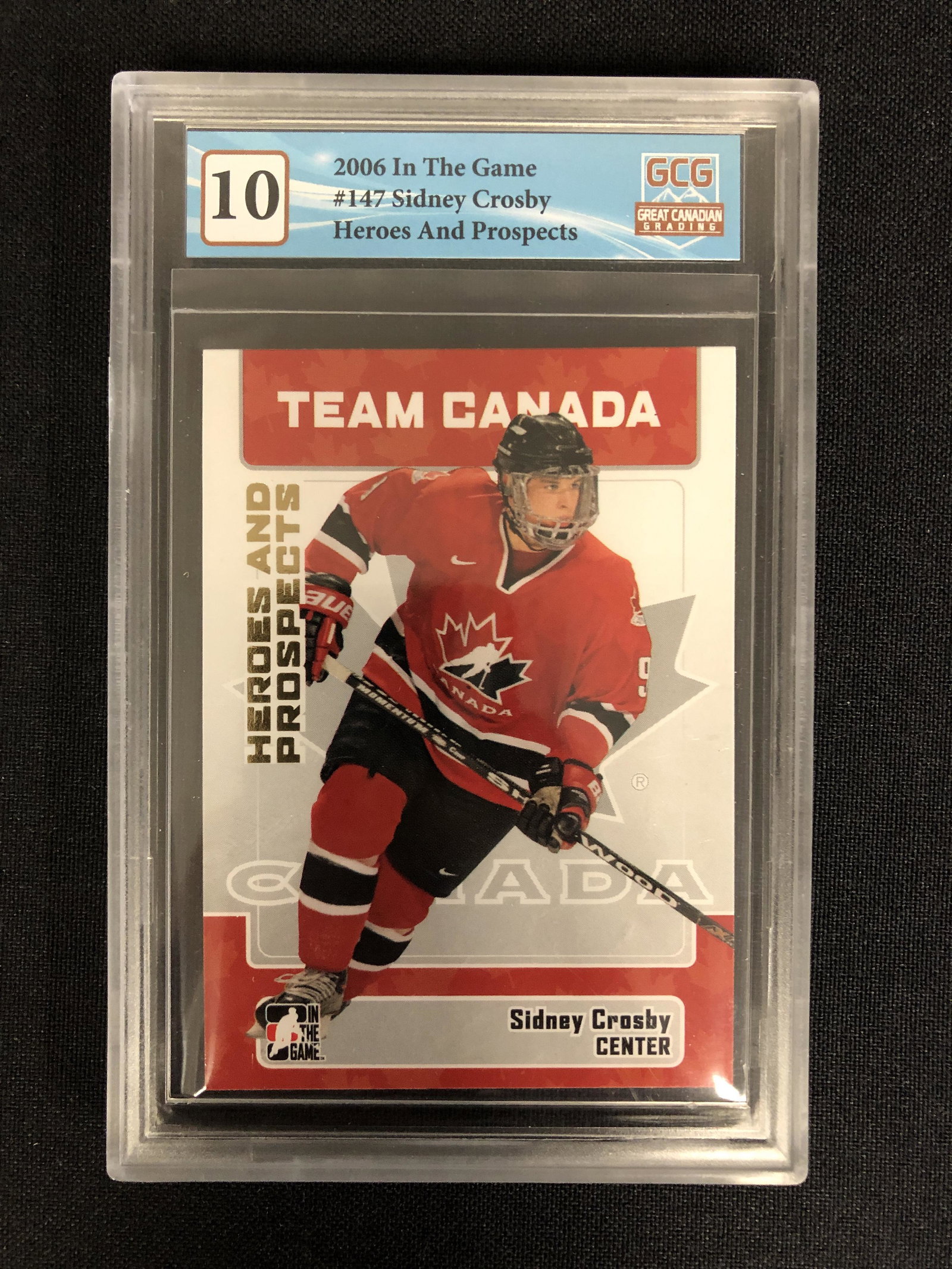 2005-06 IN THE GAME SIDNEY CROSBY ROOKIE CARD (GCG 10): 2005-06 IN THE GAME SIDNEY CROSBY ROOKIE CARD (GCG 10)