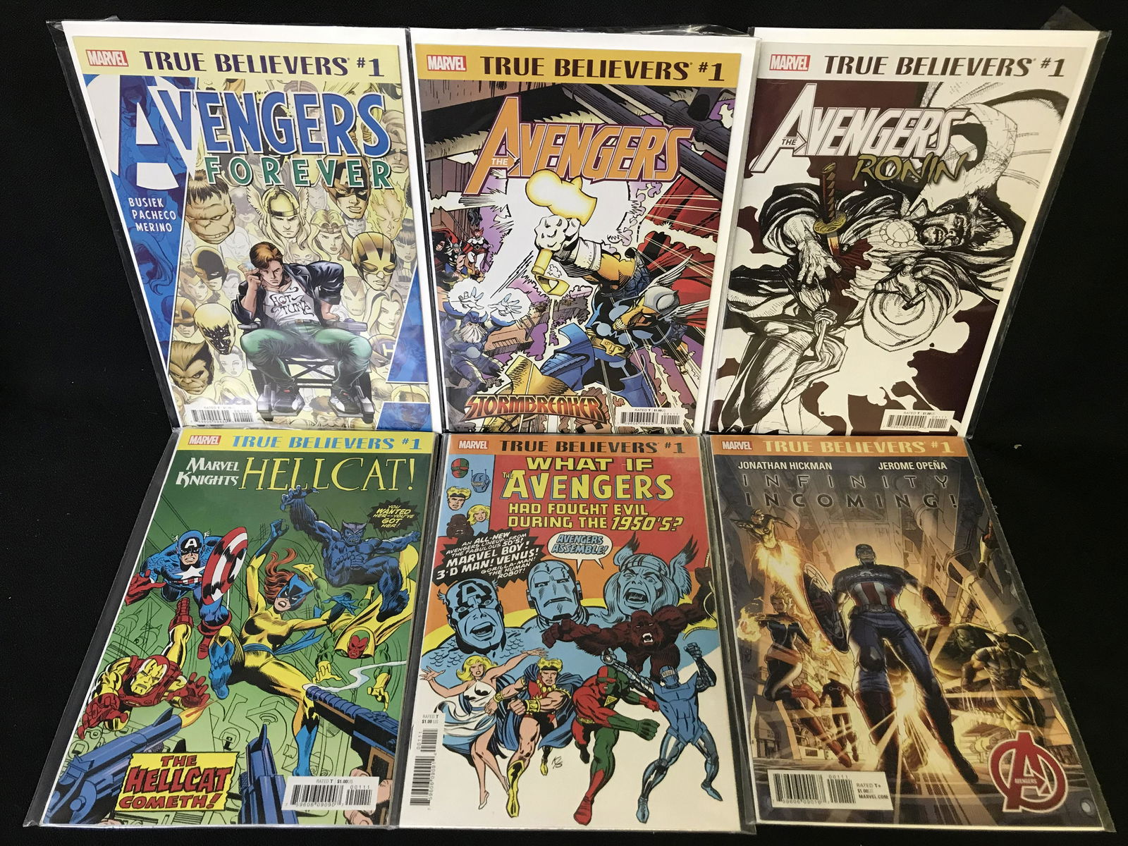 MARVEL COMICS AVENGERS COMIC BOOK LOT (1 of 1)