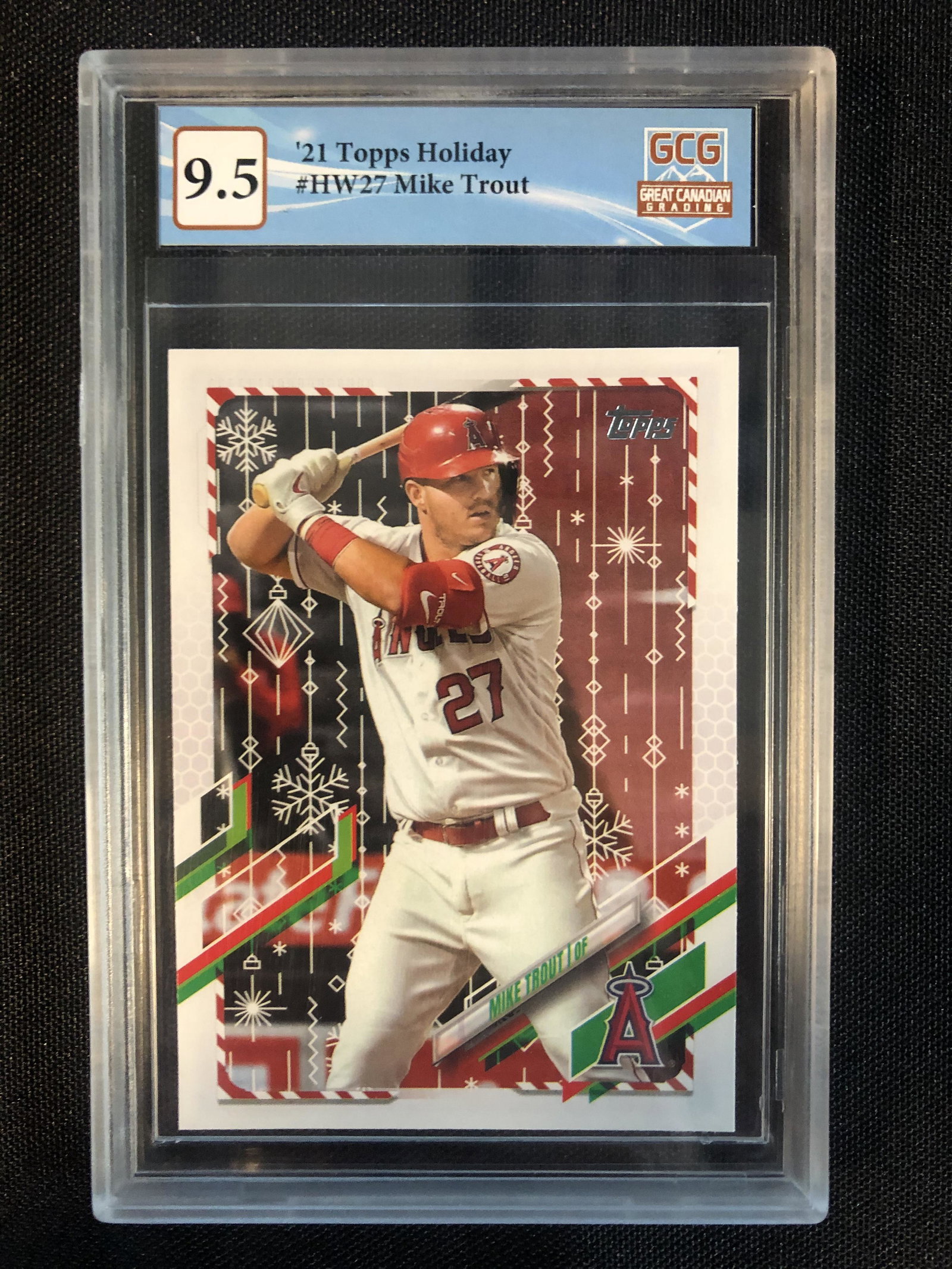 2021 TOPPS HOLIDAY NO. HW27 MIKE TROUT (GCG 9.5): 2021 TOPPS HOLIDAY NO. HW27 MIKE TROUT (GCG 9.5)
