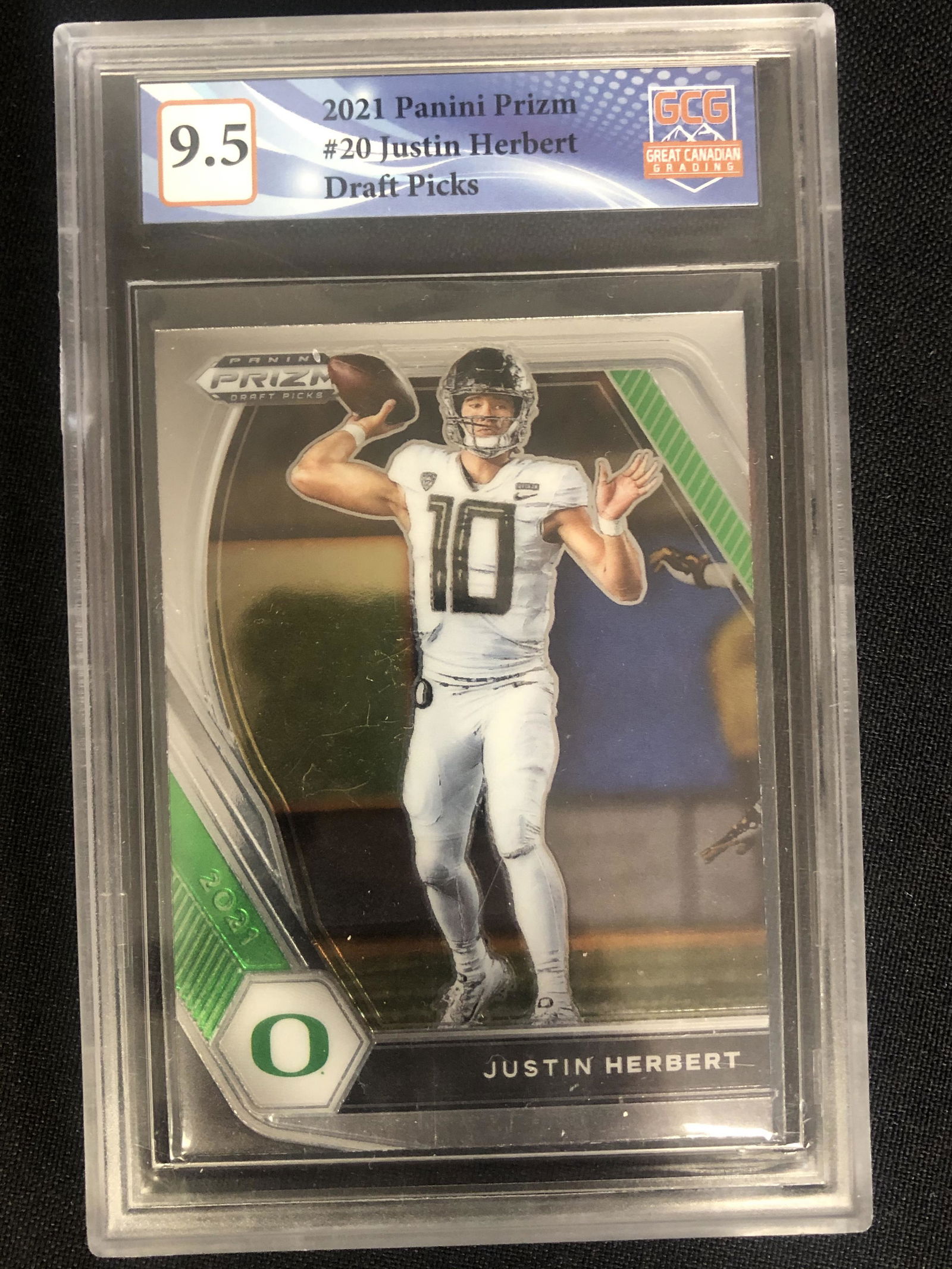 2021 PANINI PRIZM NO. 20 JUSTIN HERBERT (GCG 9.5) (1 of 1)