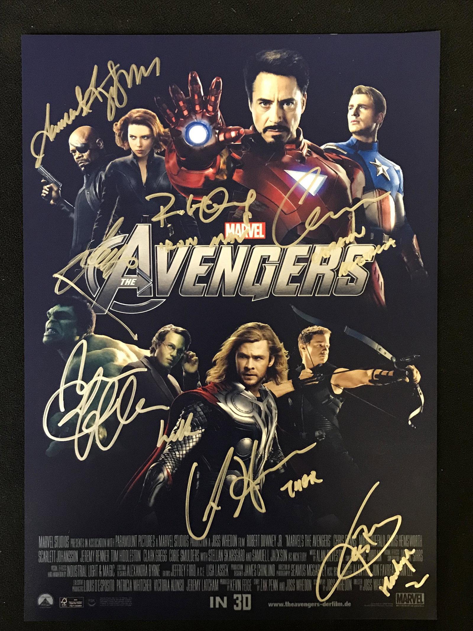 THE AVENGERS MULTI-SIGNED 8X10 PHOTO (RA COA): THE AVENGERS MULTI-SIGNED 8X10 PHOTO (RA COA)