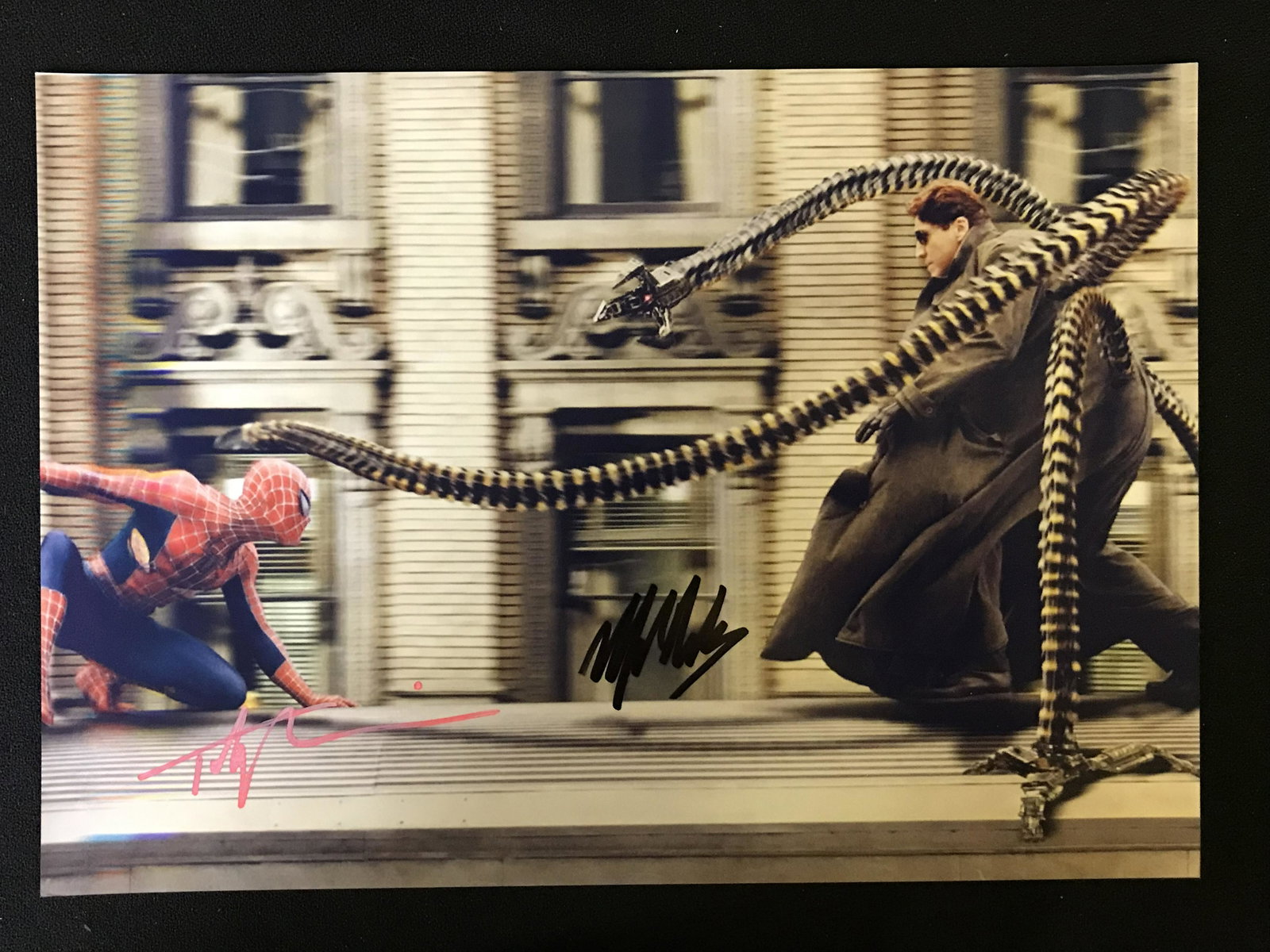 ALFRED MOLINA AND TOBEY MAGUIRE SIGNED 8X10 PHOTO (RA COA): ALFRED MOLINA AND TOBEY MAGUIRE SIGNED 8X10 PHOTO (RA COA)