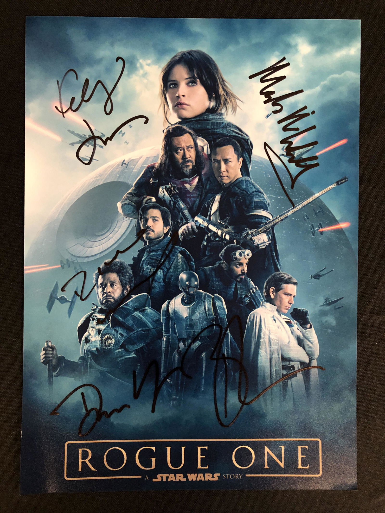 ROGUE ONE MULTI CAST SIGNED 8X10 PHOTO (RA COA) (1 of 3)