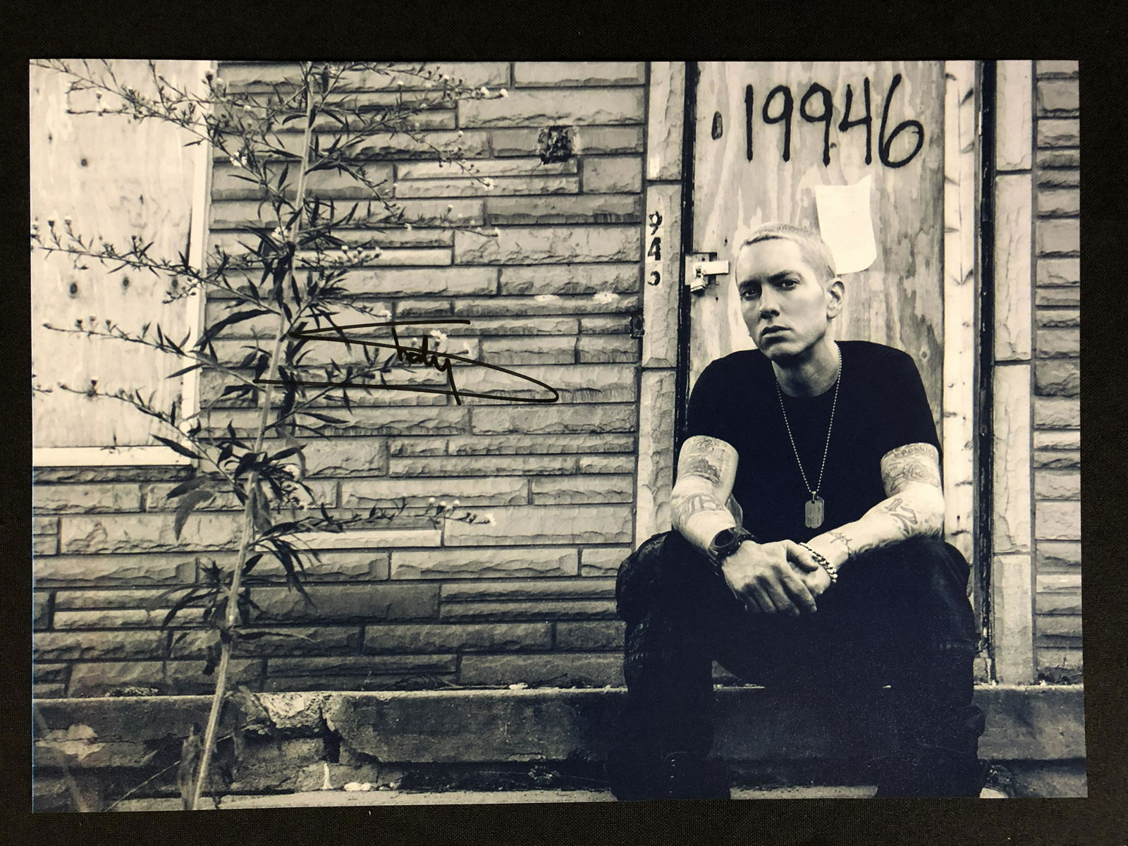 EMINEM SIGNED 8X10 PHOTO (RA COA) (1 of 2)