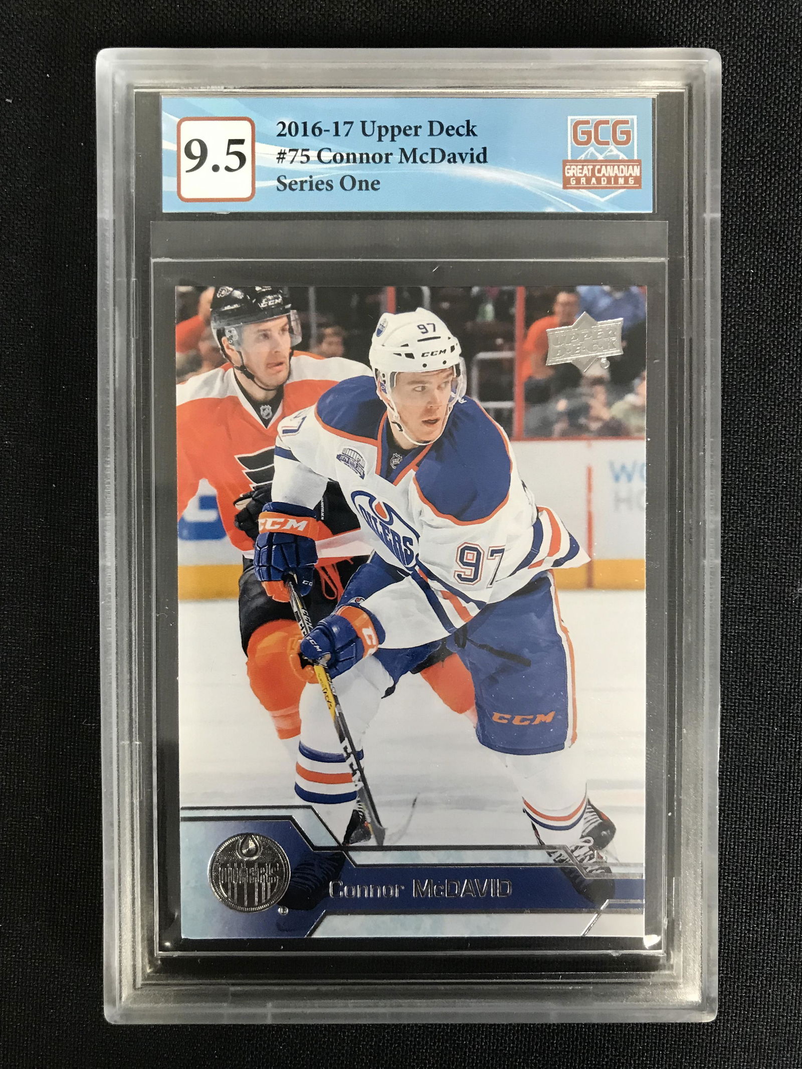 2016-17 UPPER DECK NO. 75 CONNOR McDAVID (GCG 9.5) (1 of 2)