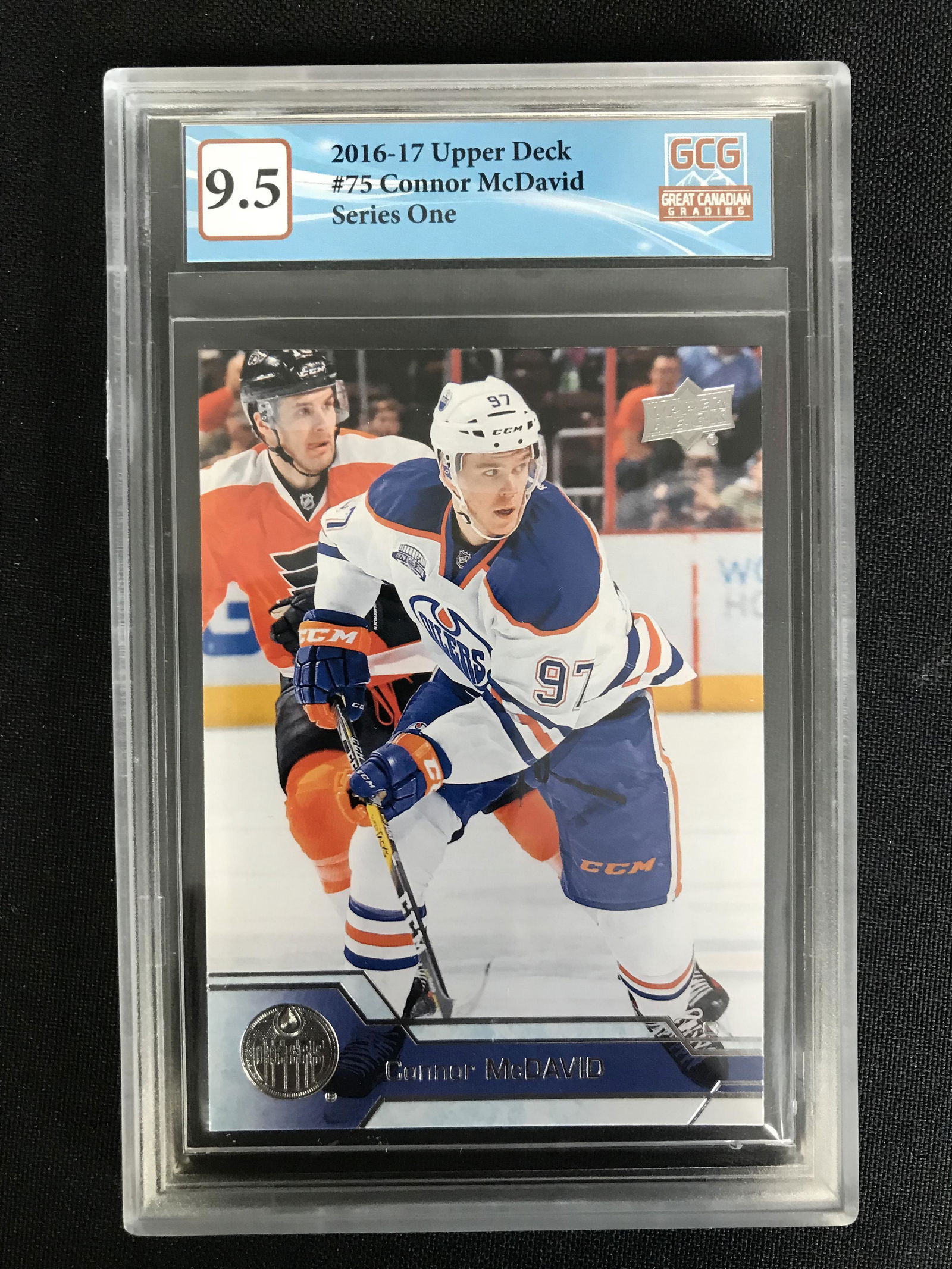 2016-17 UPPER DECK NO. 75 CONNOR McDAVID (GCG 9.5) (1 of 2)