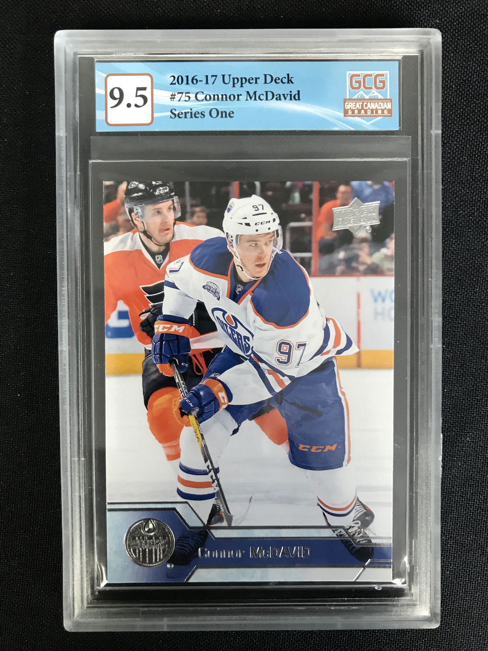 2016-17 UPPER DECK NO. 75 CONNOR McDAVID (GCG 9.5) (1 of 2)
