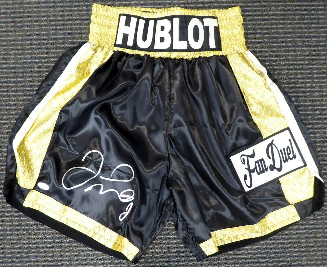MAYWEATHER SIGNED HUBLOT BOXING TRUNKS (BECKETT COA) (1 of 3)