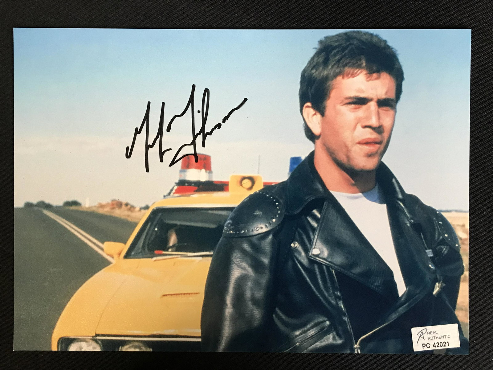 MEL GIBSON SIGNED 8X10 PHOTO (RA COA) (1 of 2)