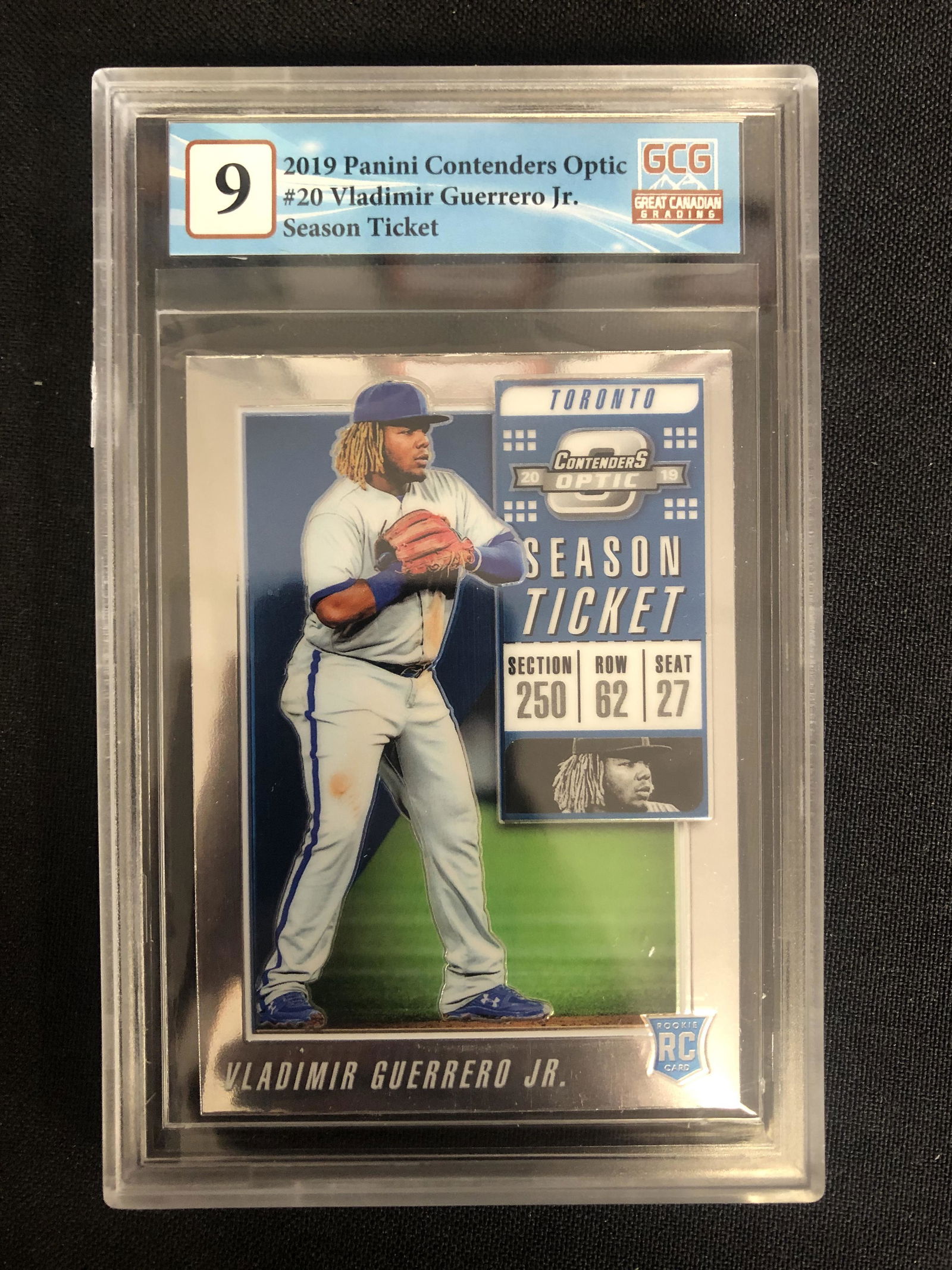 2019 PANINI CONTENDERS OPTIC NO. 20 VLADIMIR GUERRERO JR. RC SEASON TICKET (GCG 9) (1 of 2)