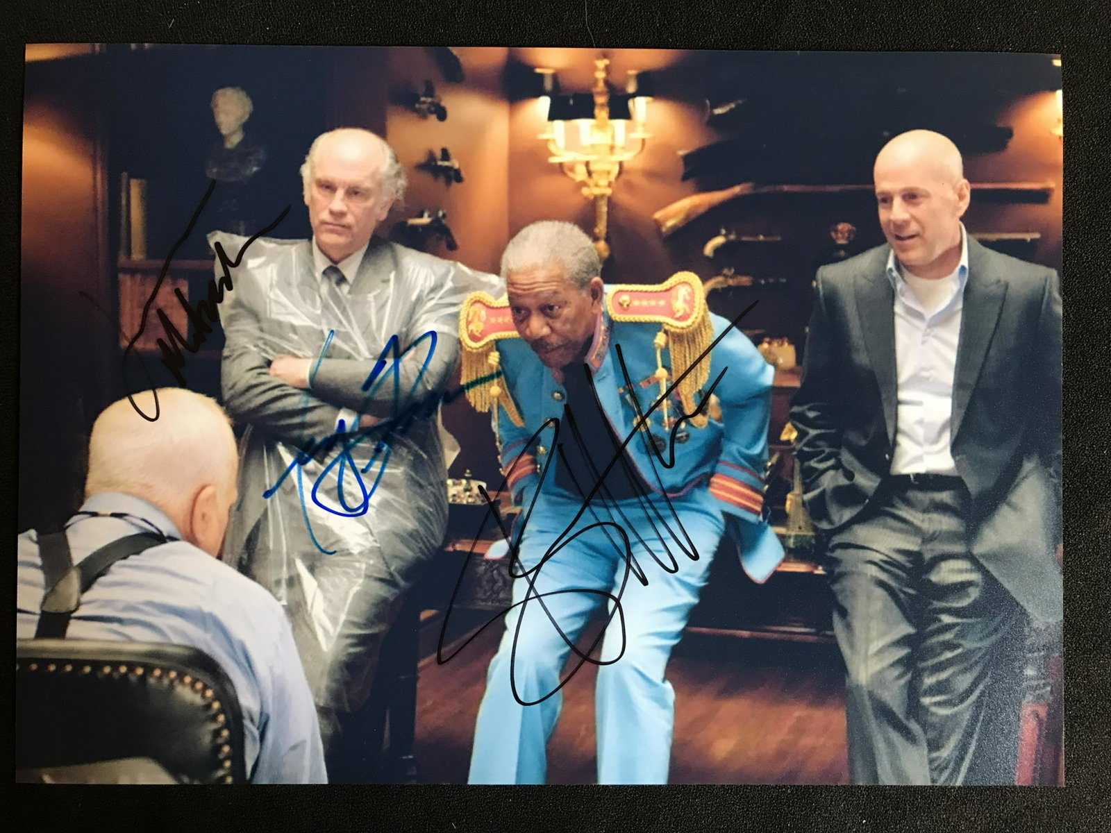 RED MULTI-SIGNED 8X10 PHOTO (RA COA): RED MULTI-SIGNED 8X10 PHOTO (RA COA)
