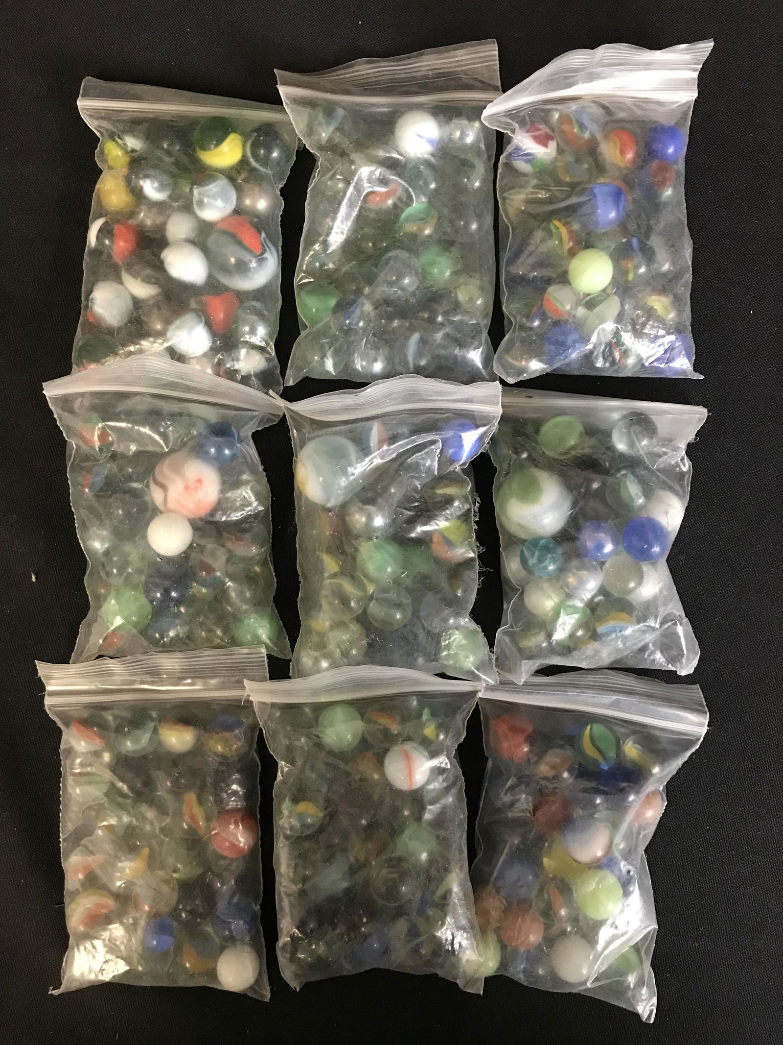 ASSORTED VINTAGE MARBLES LOT: ASSORTED VINTAGE MARBLES LOT