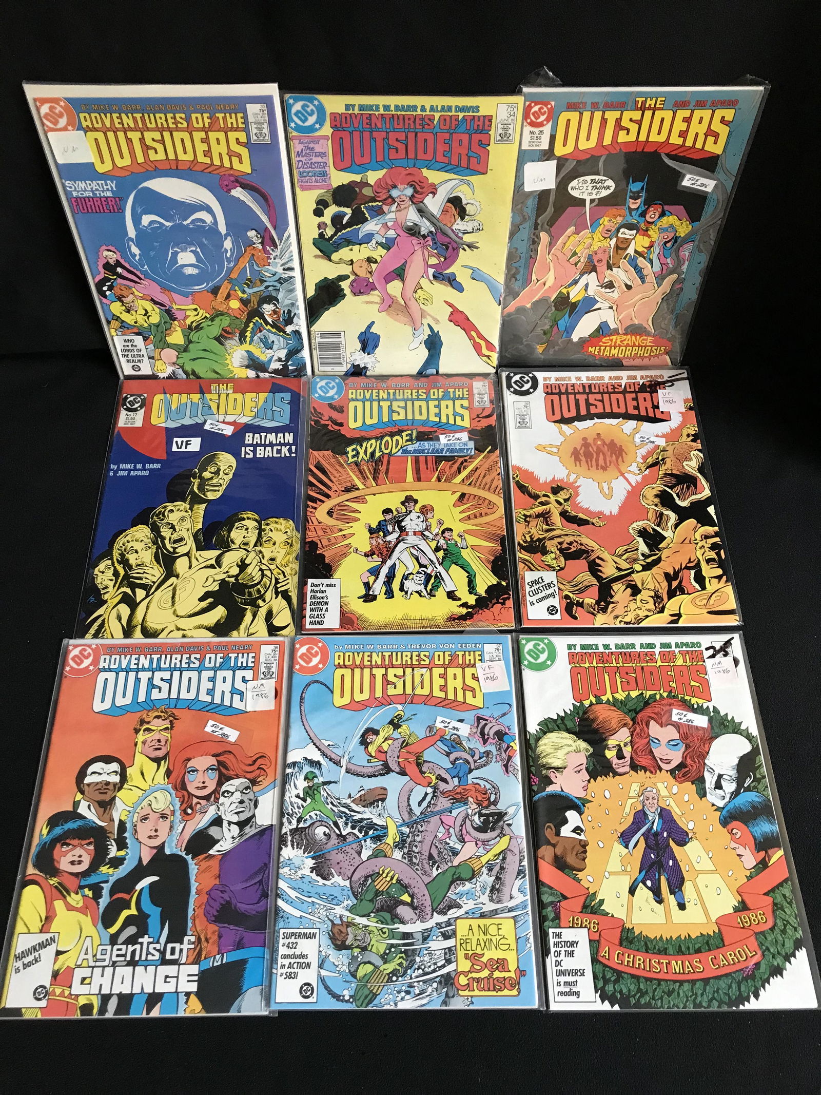 THE OUTSIDERS COMIC BOOK LOT (DC COMICS) (1 of 1)