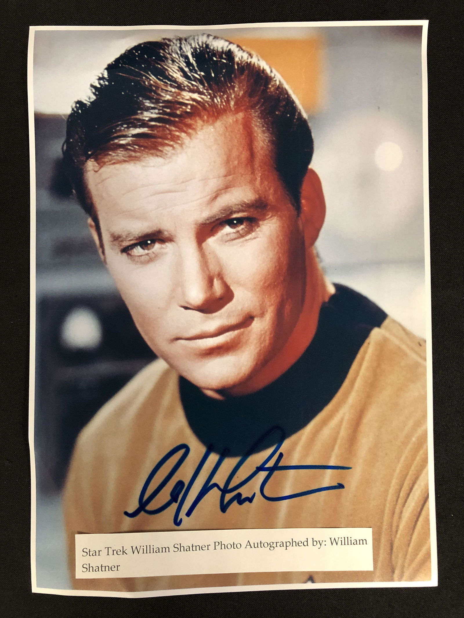 WILLIAM SHATNER SIGNED 8X10 PHOTO (RA COA) (1 of 2)